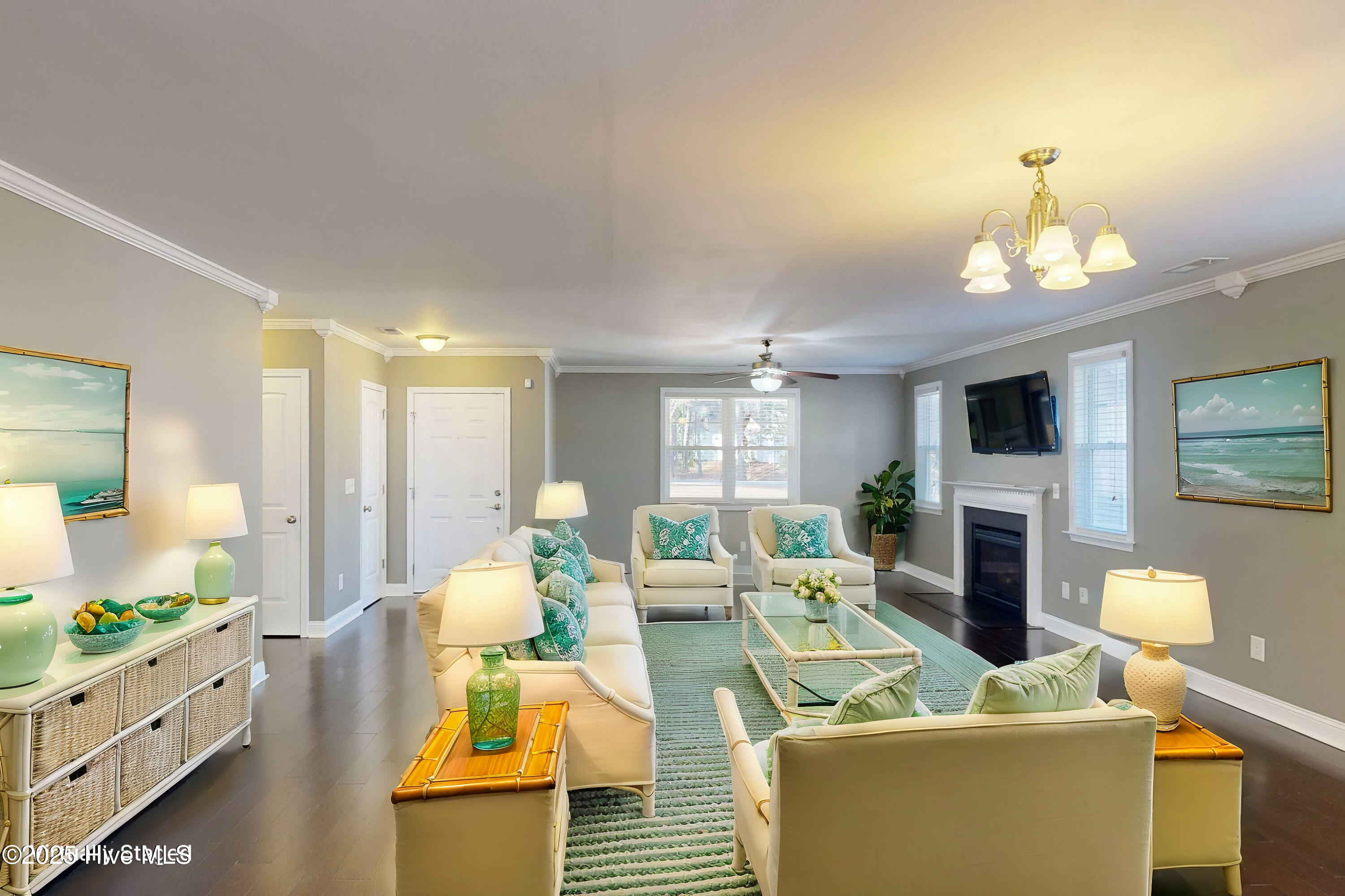 2110 Perry Drive