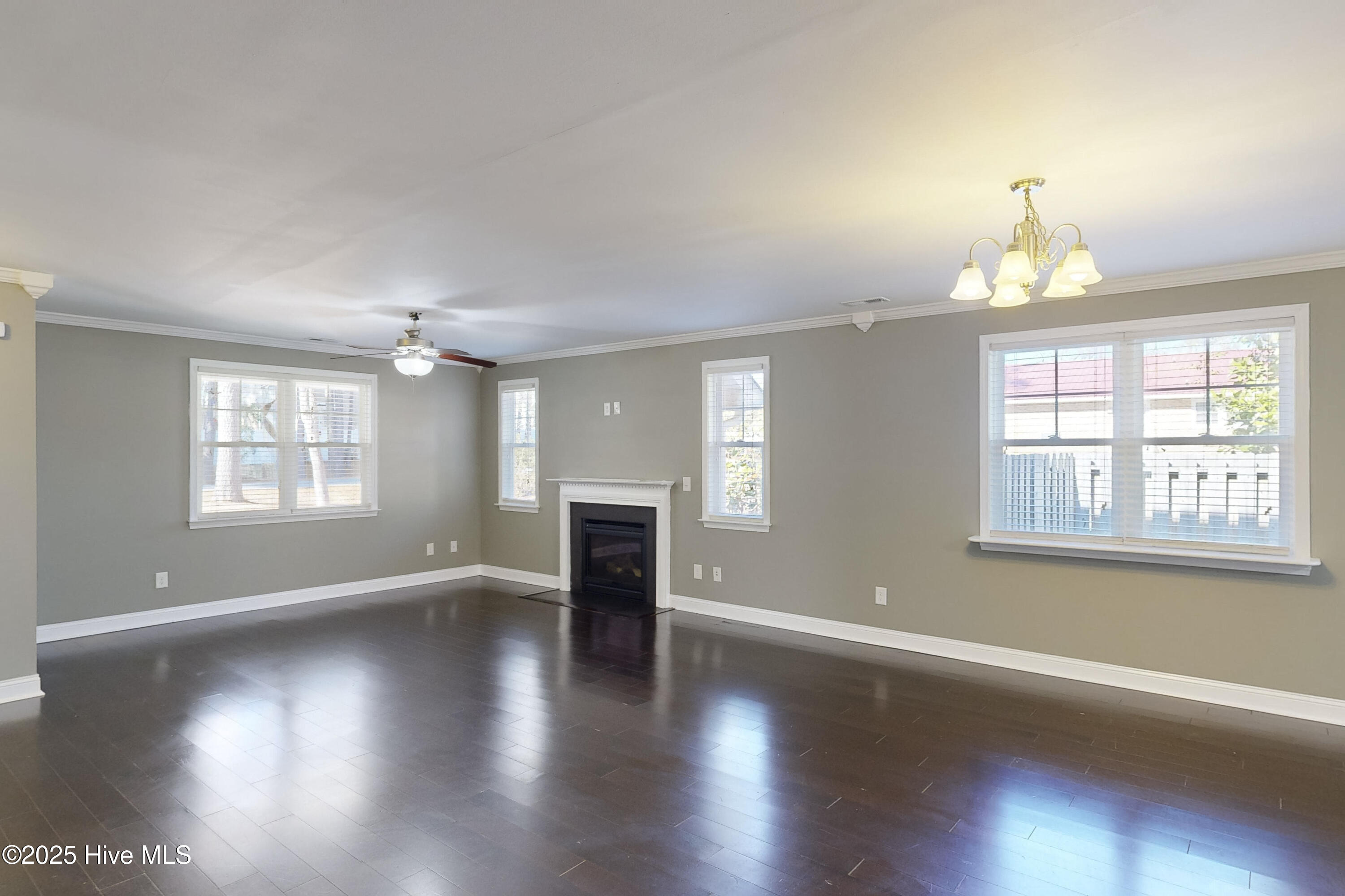 2110 Perry Drive