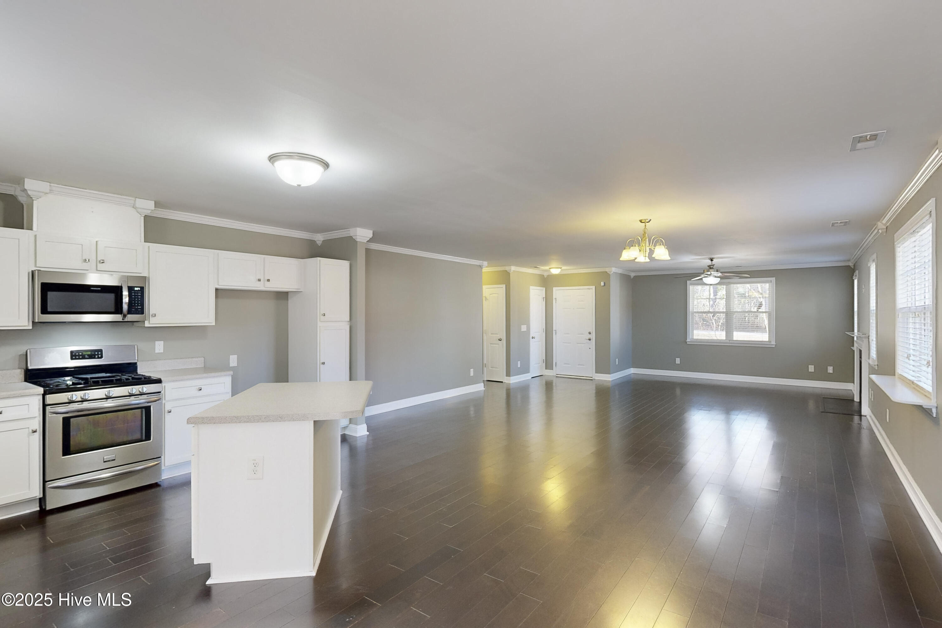 2110 Perry Drive