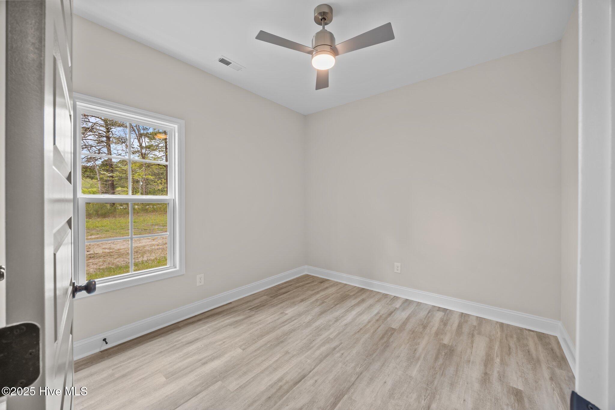 111 Thomas Loop Road