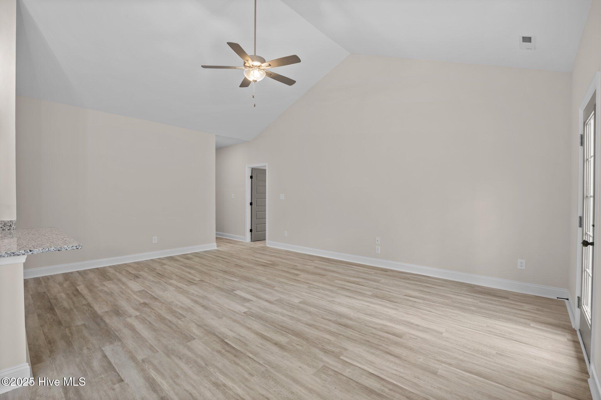 111 Thomas Loop Road