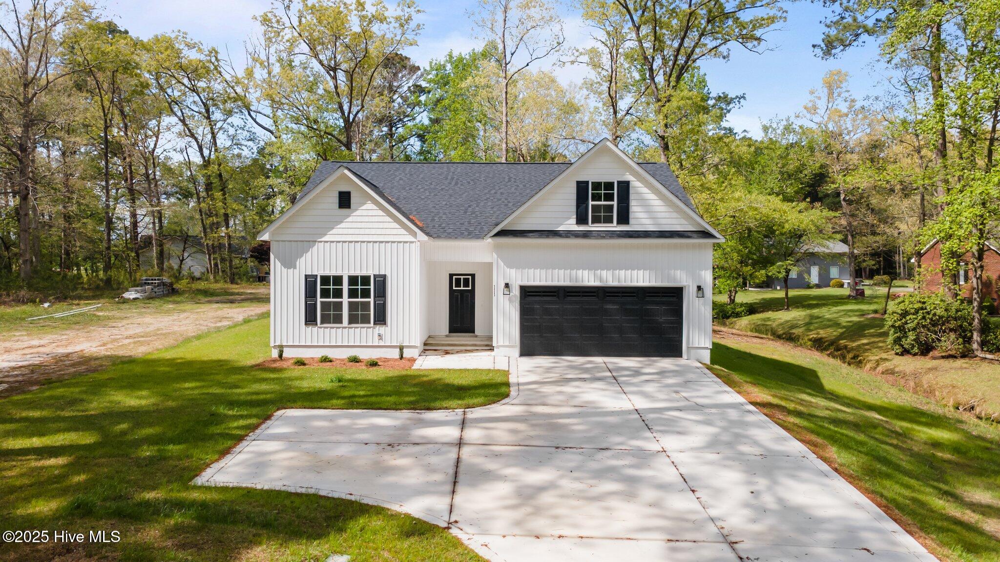 111 Thomas Loop Road