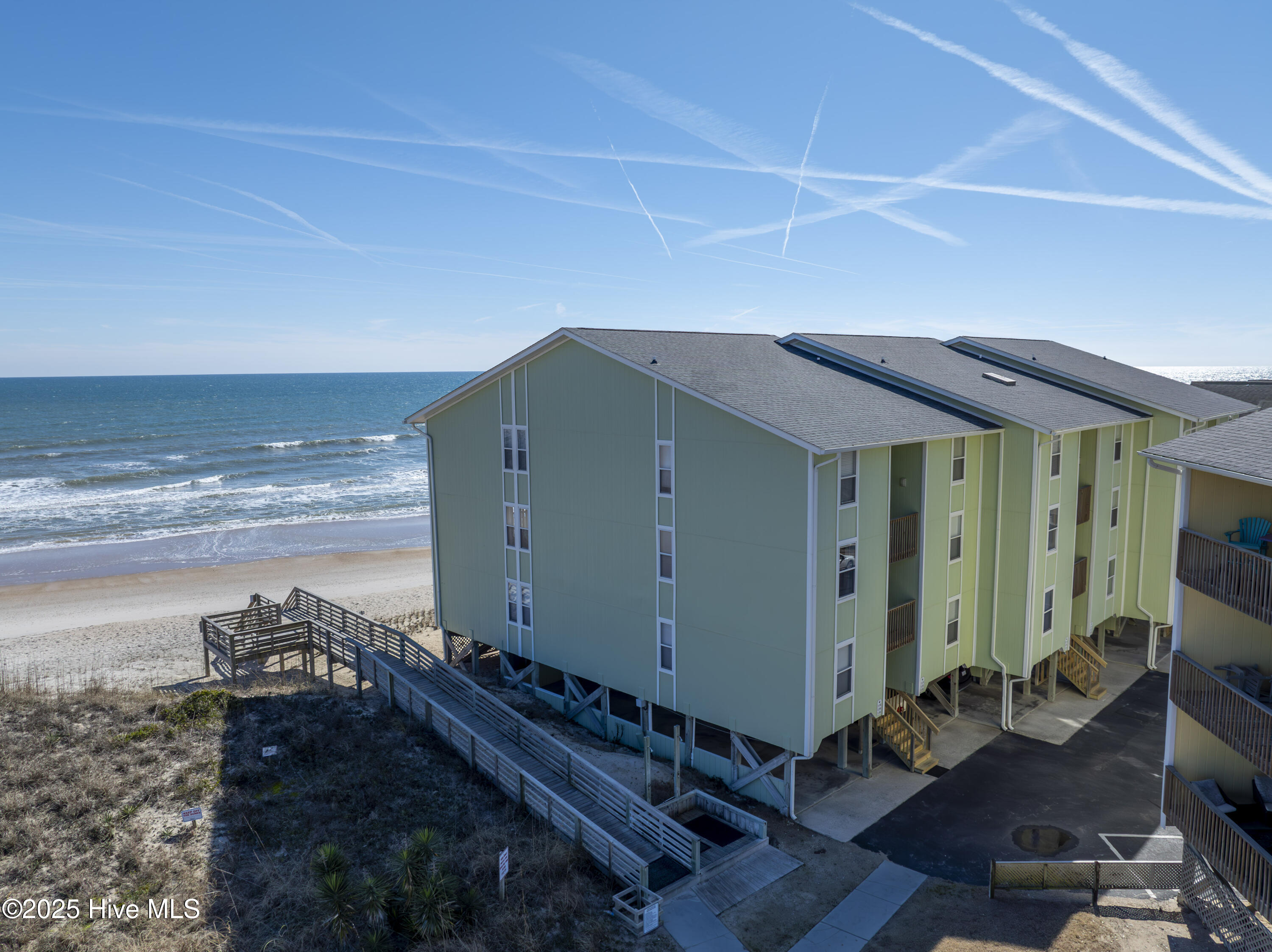 918 N New River Drive, 126