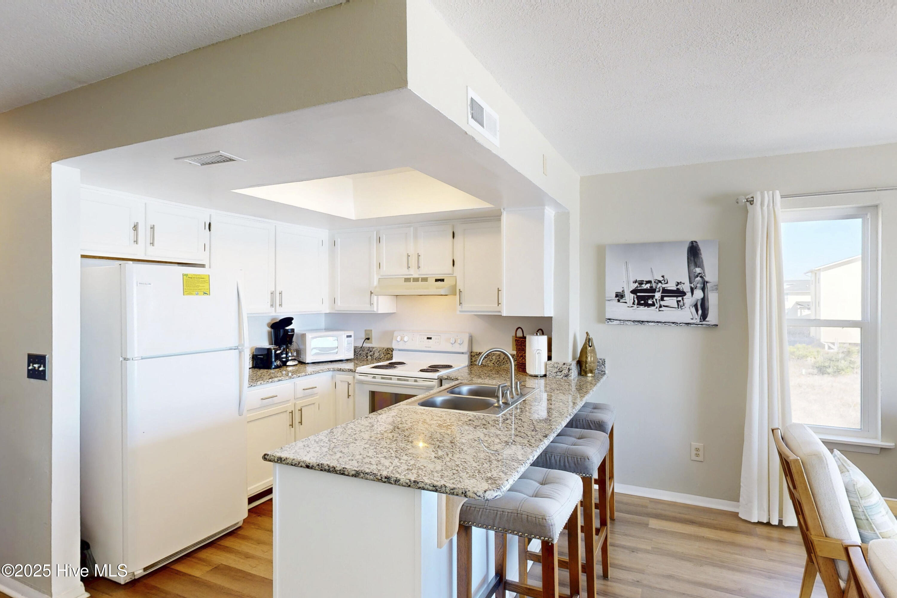 918 N New River Drive, 126