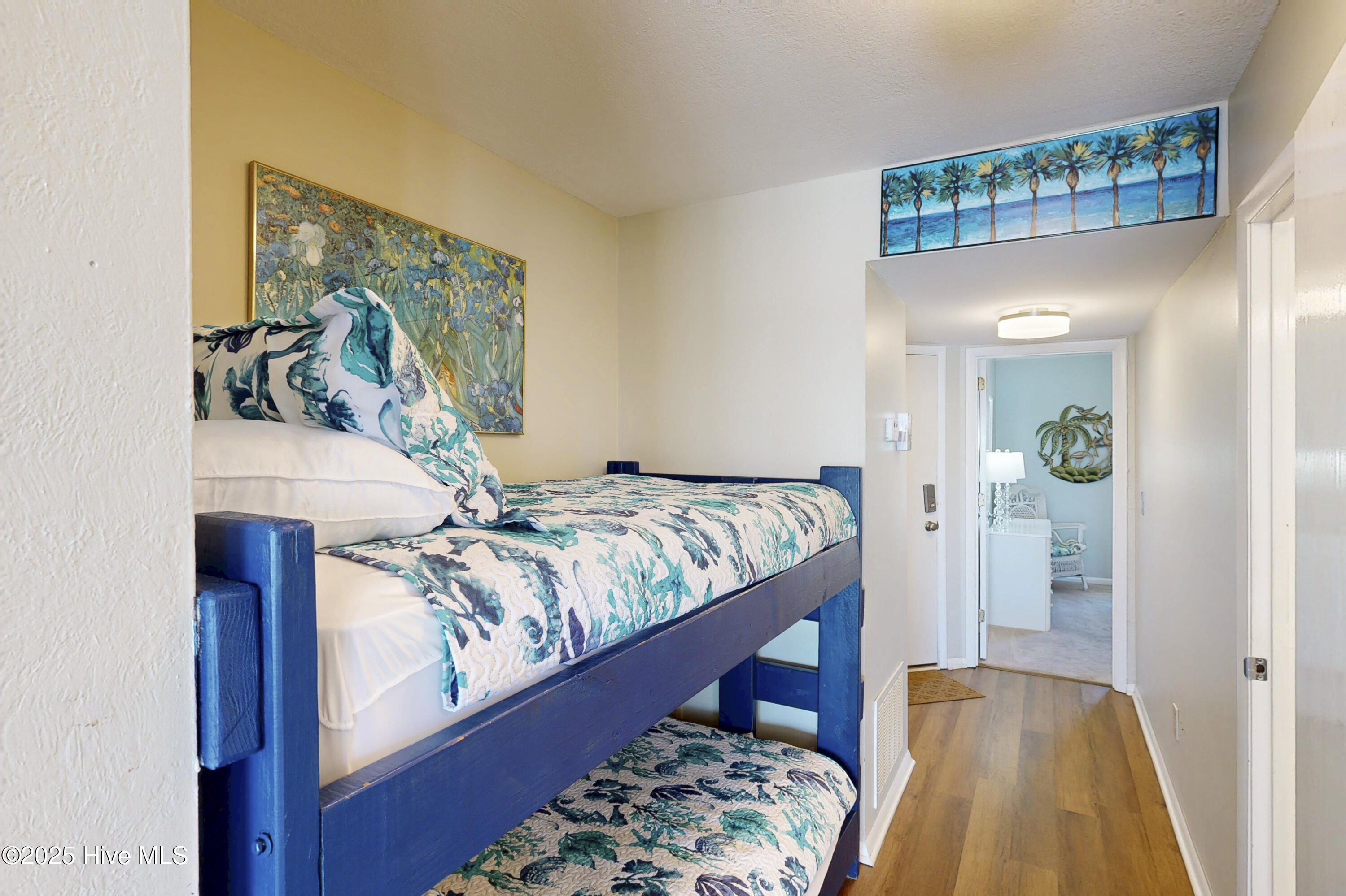 918 N New River Drive, 126