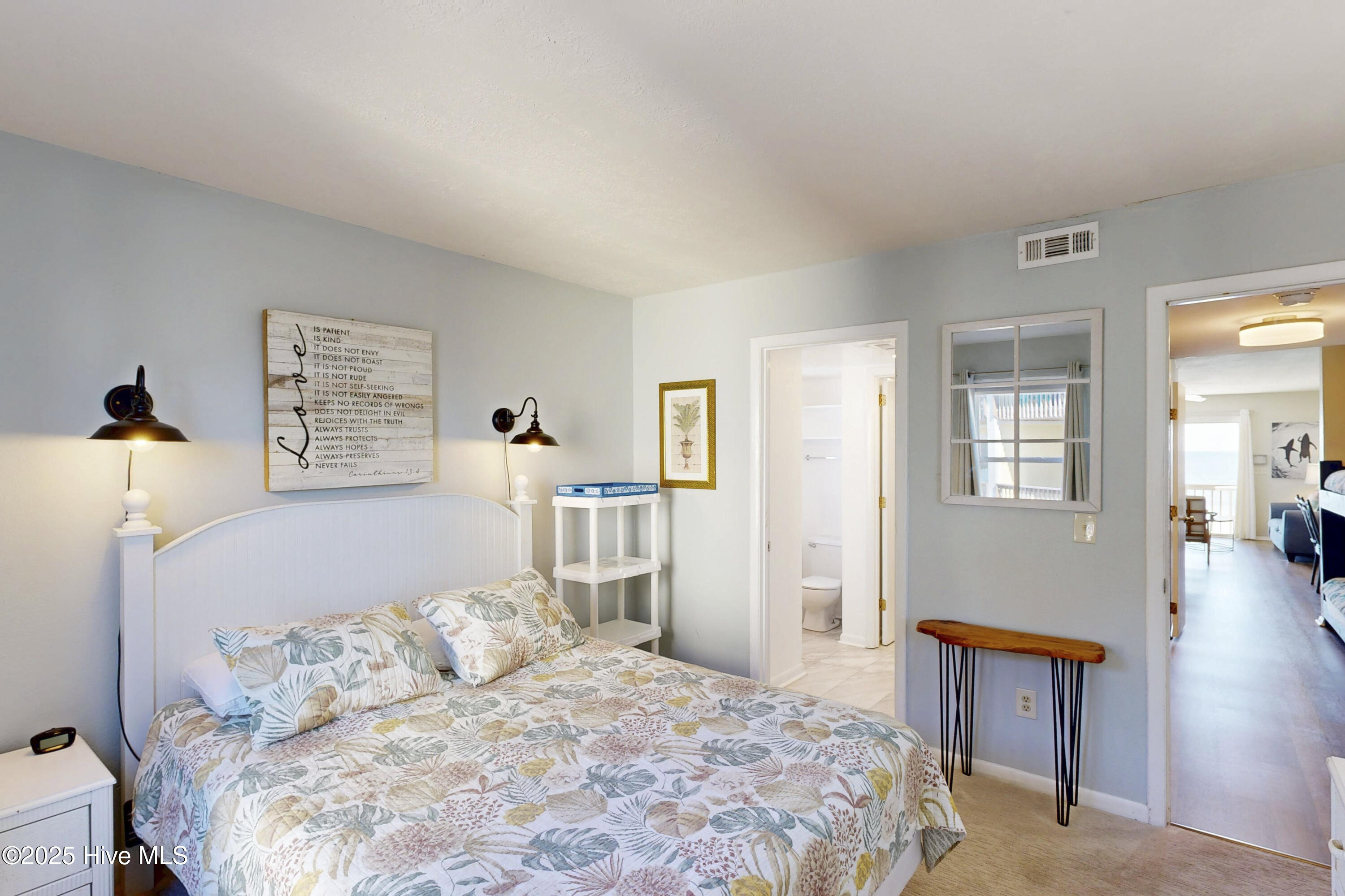 918 N New River Drive, 126