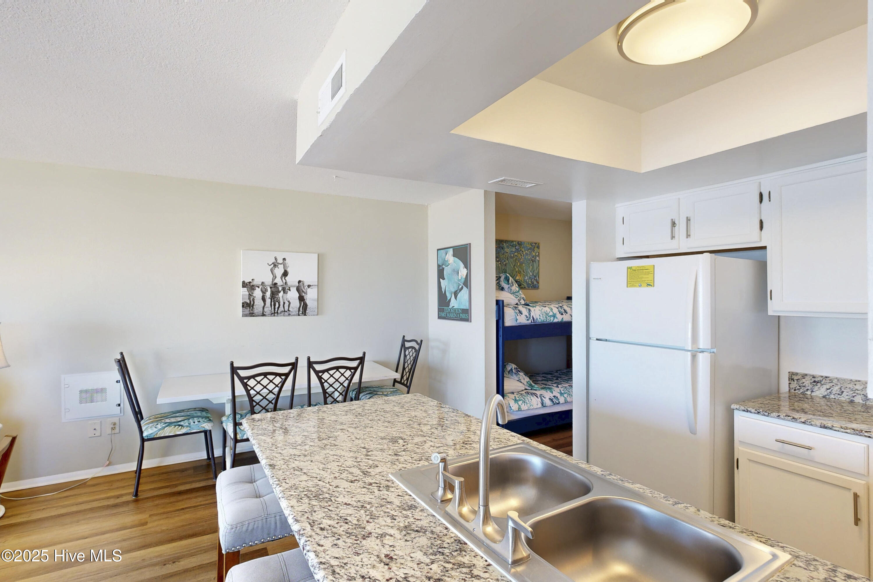 918 N New River Drive, 126