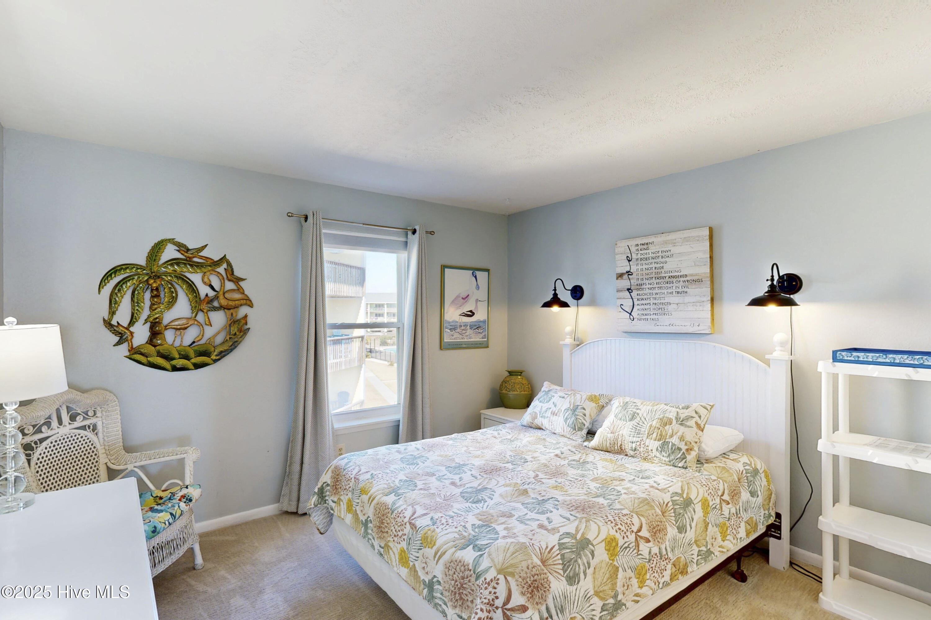 918 N New River Drive, 126