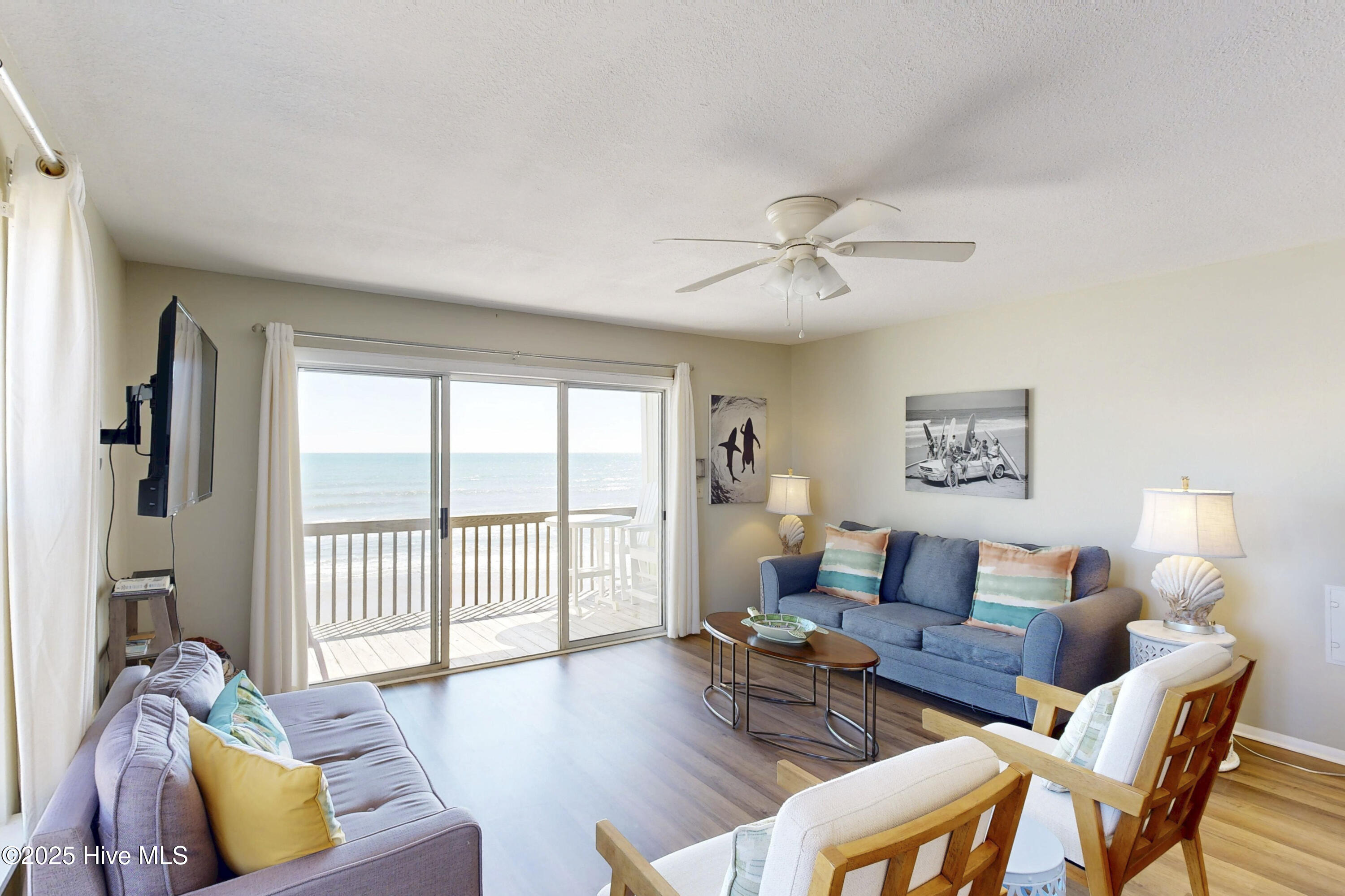 918 N New River Drive, 126