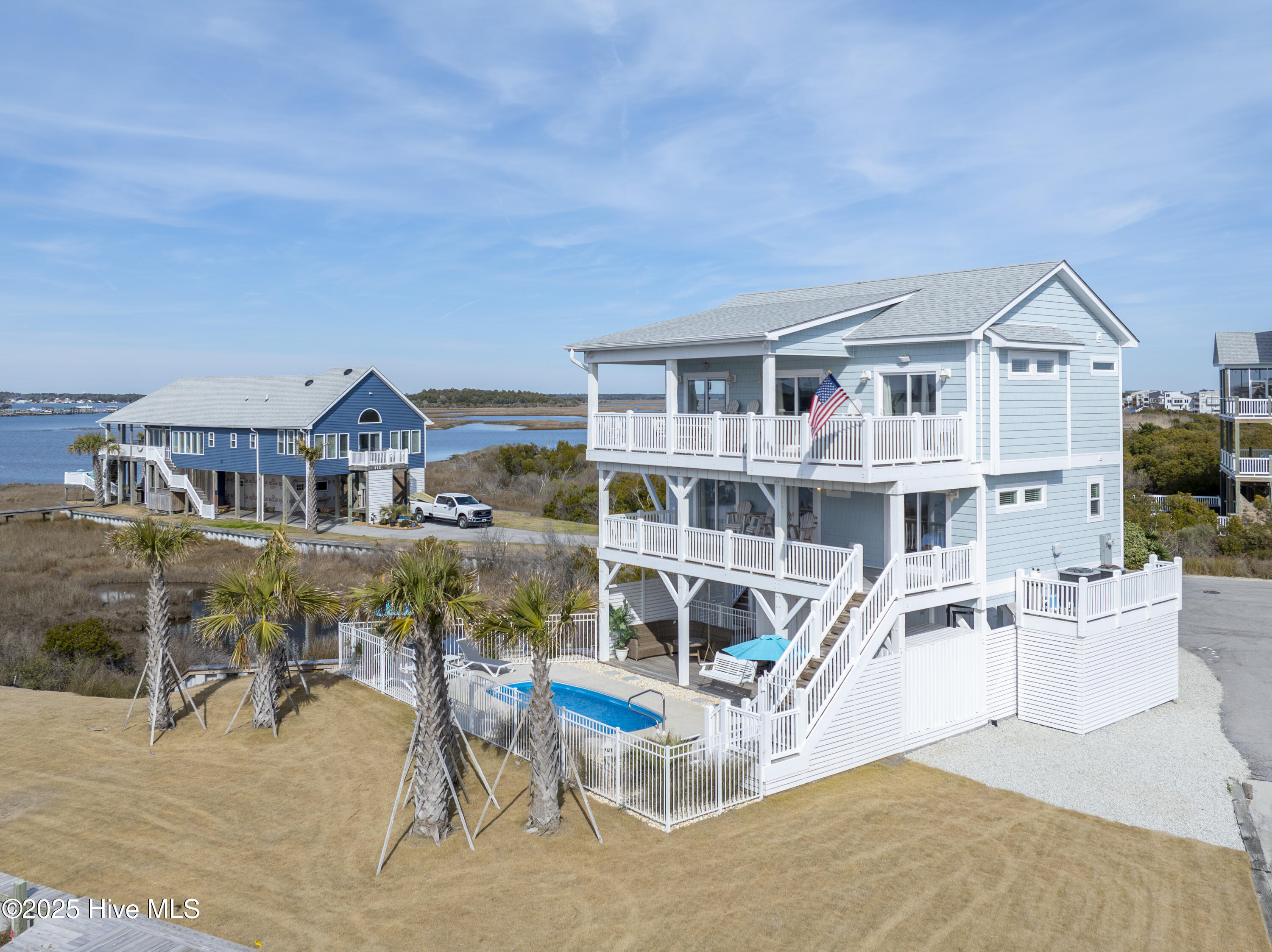 109 Barton Bay Court