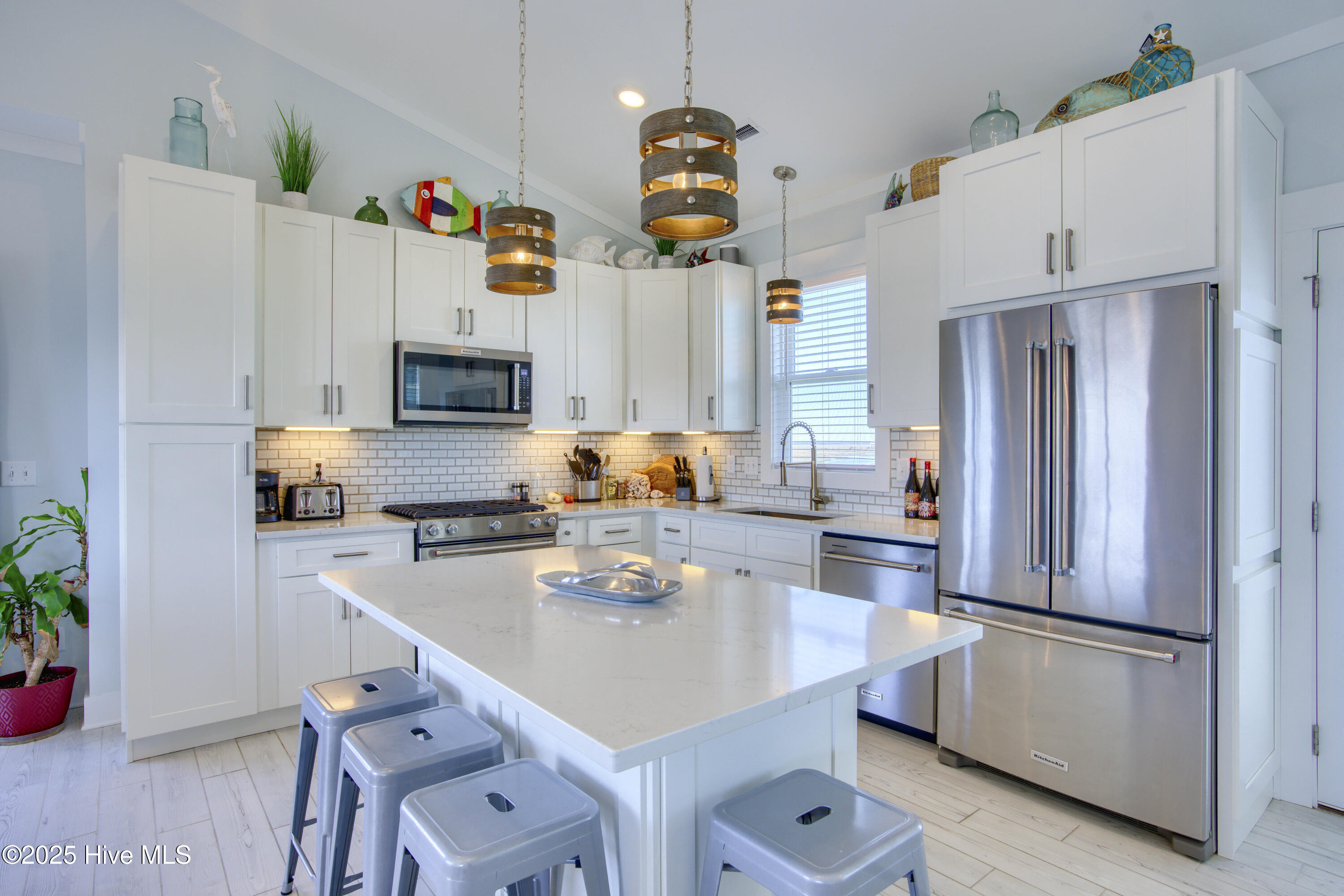 109 Barton Bay Court