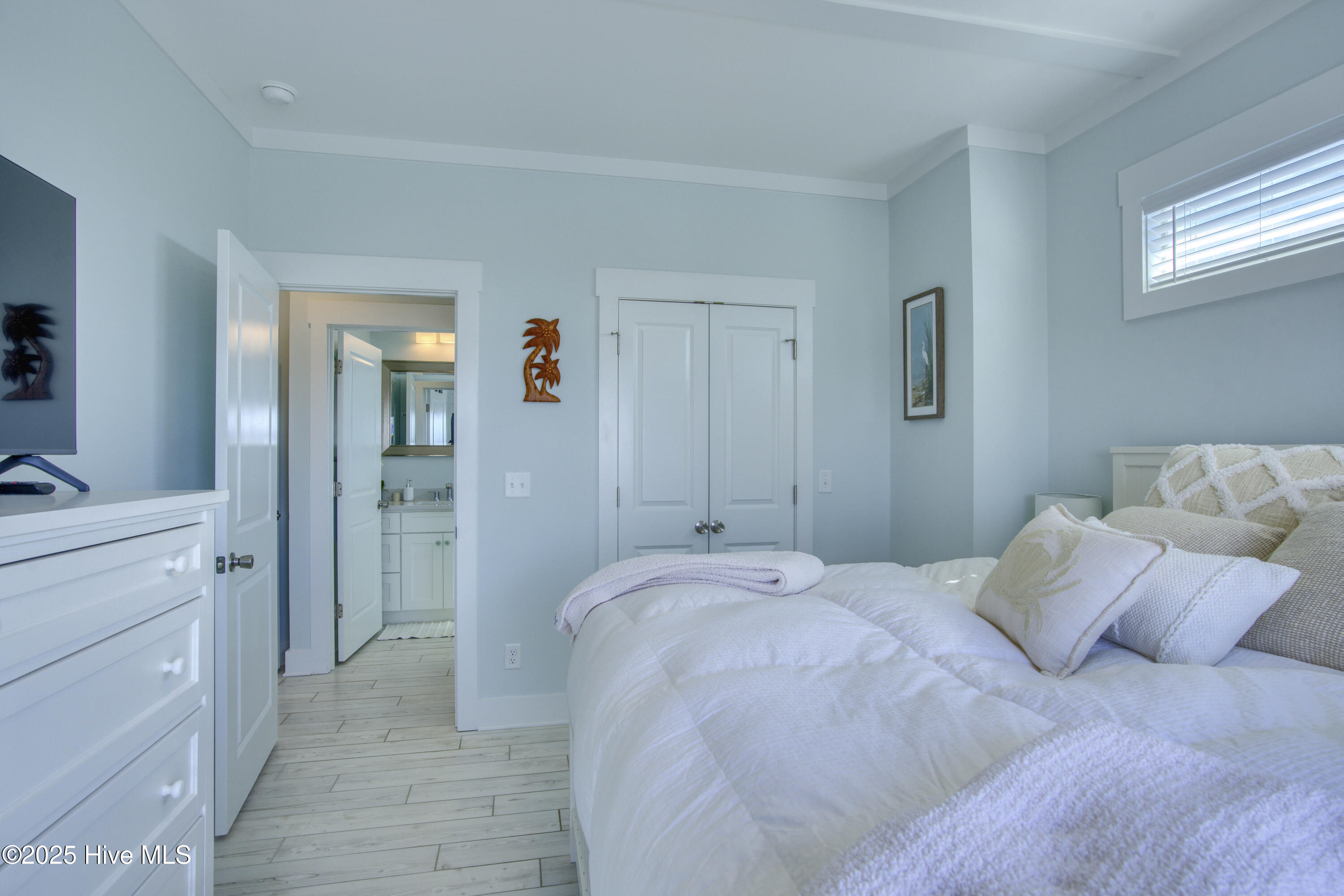 109 Barton Bay Court