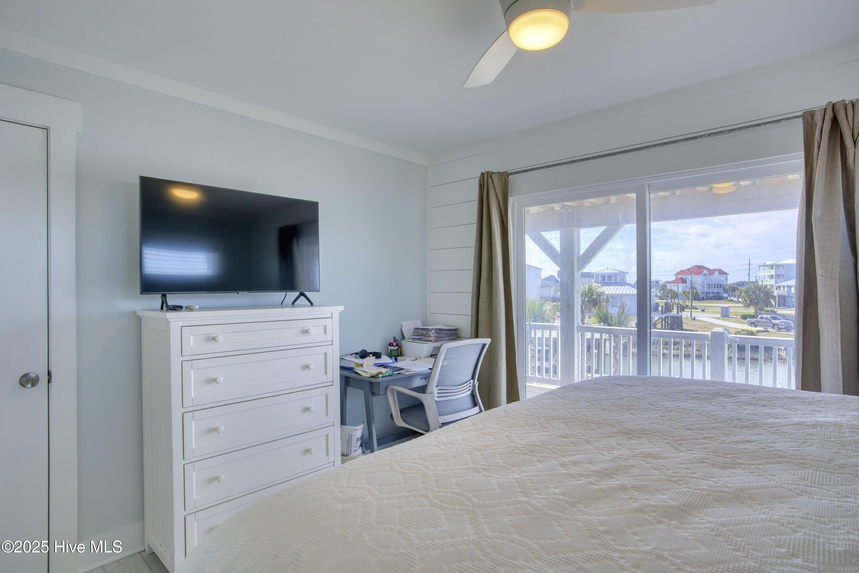 109 Barton Bay Court