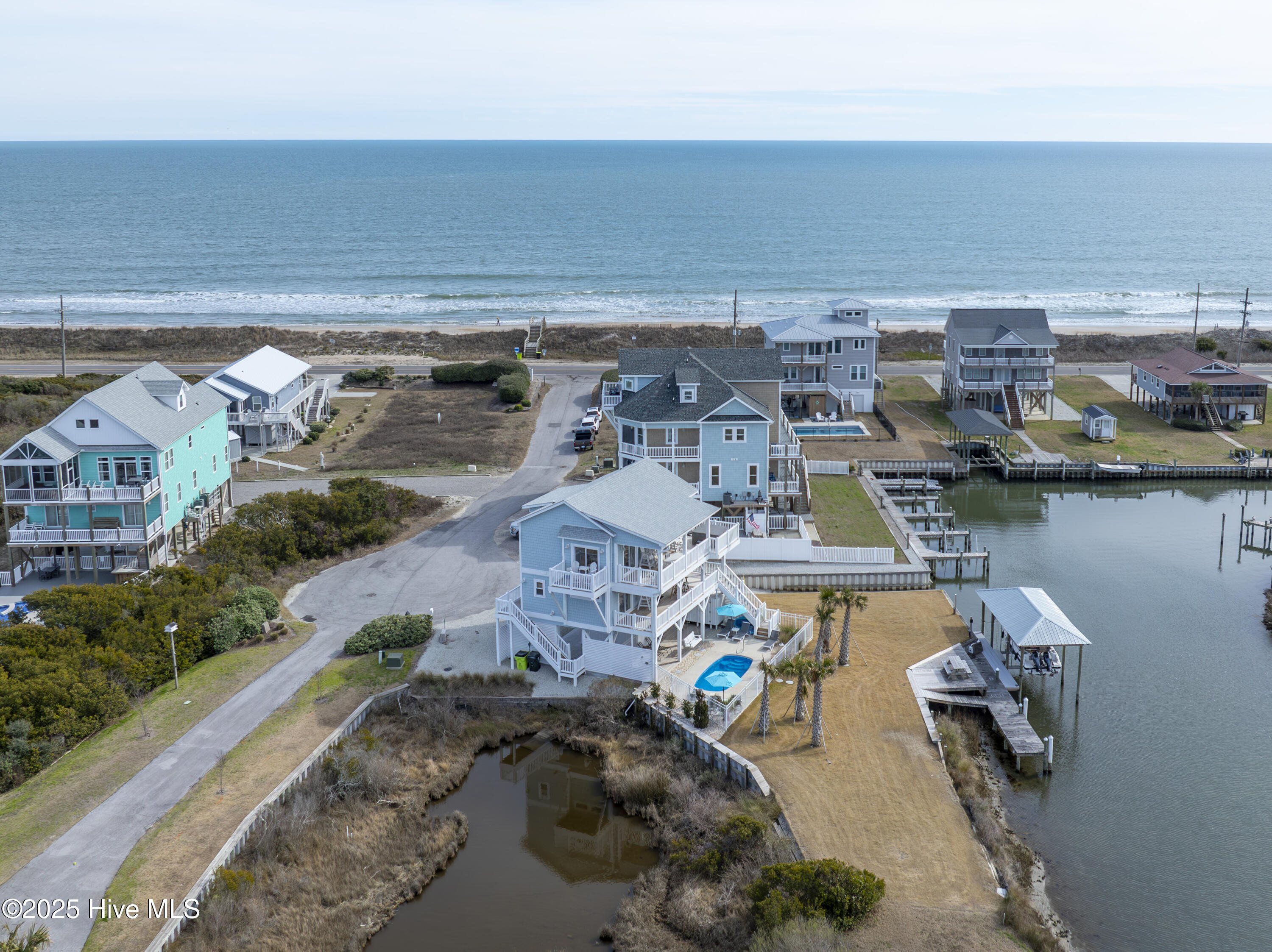 109 Barton Bay Court