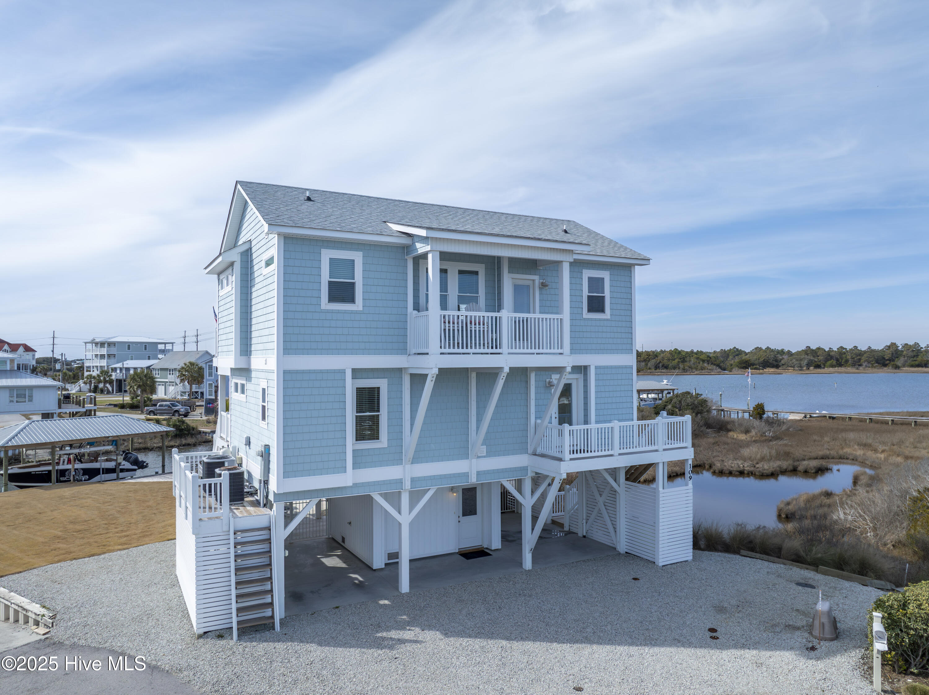 109 Barton Bay Court