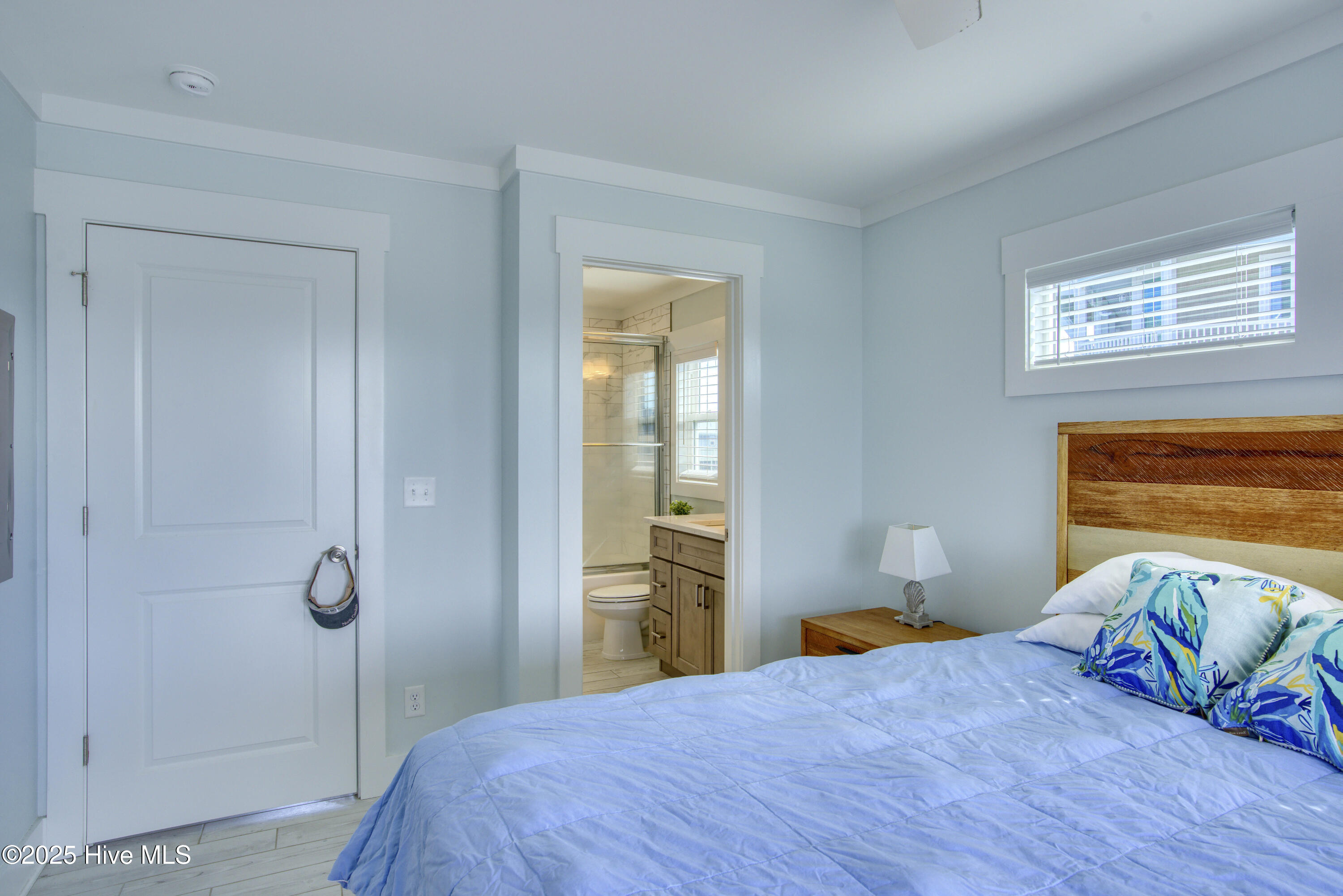 109 Barton Bay Court