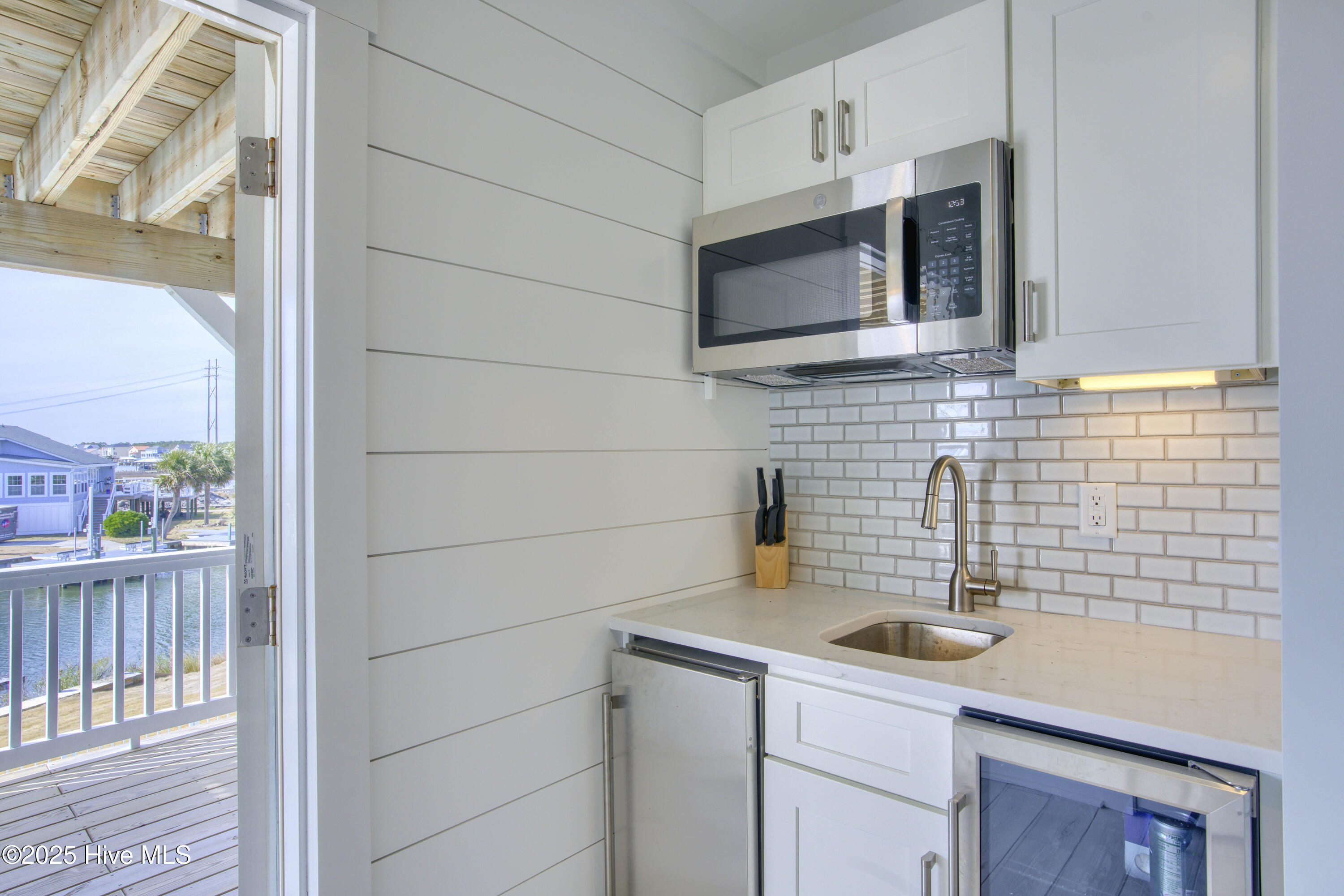 109 Barton Bay Court