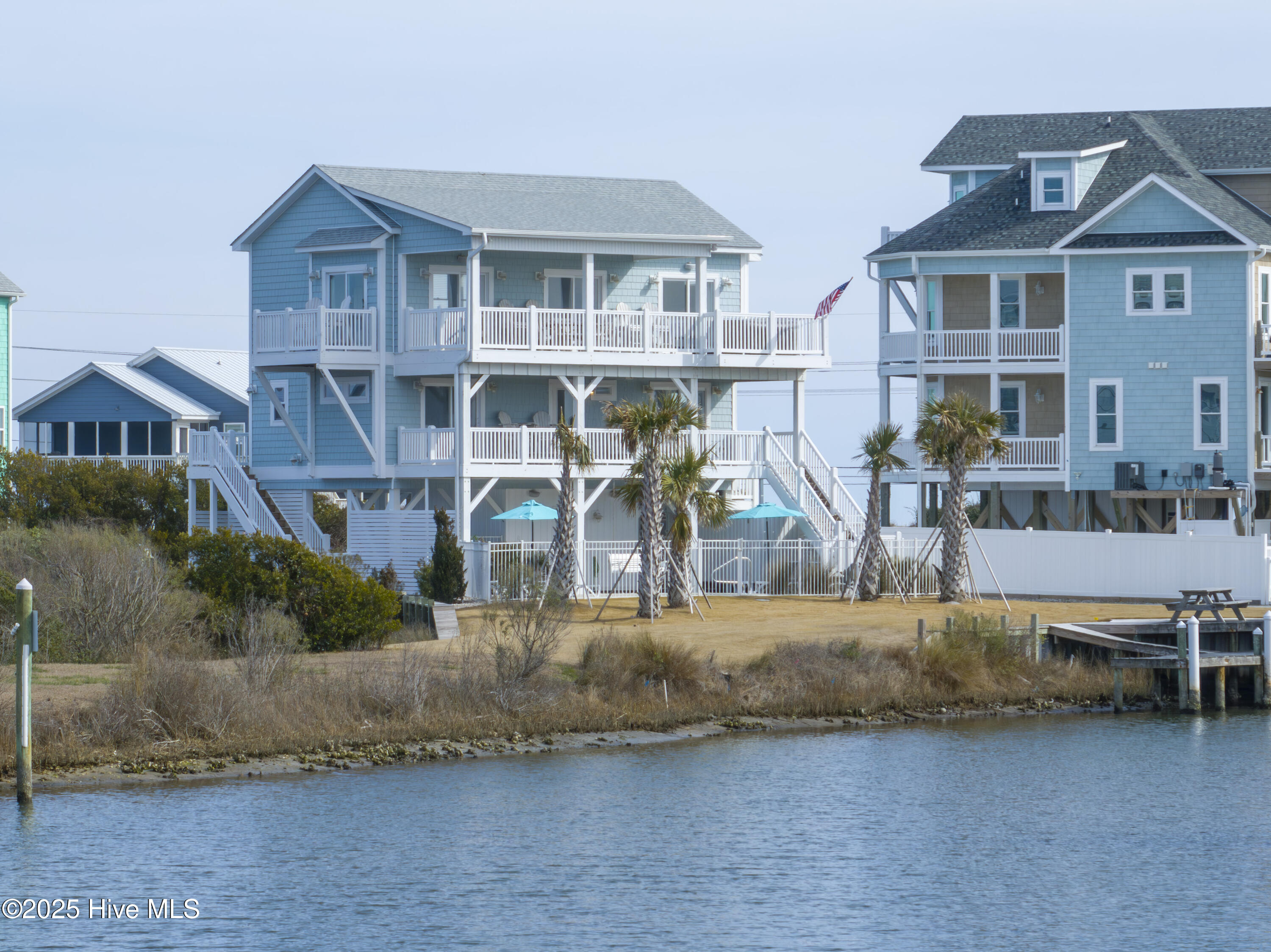 109 Barton Bay Court