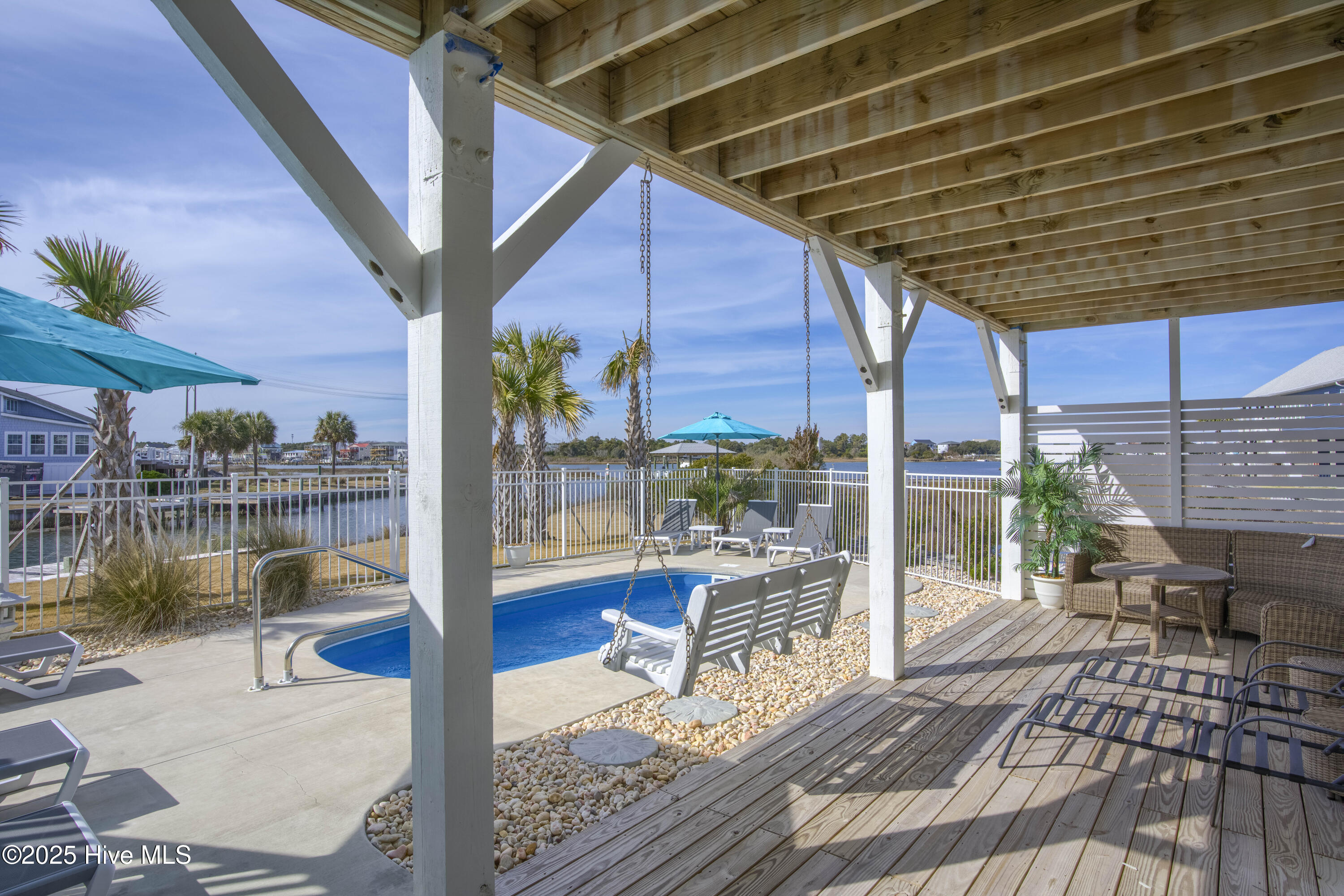 109 Barton Bay Court