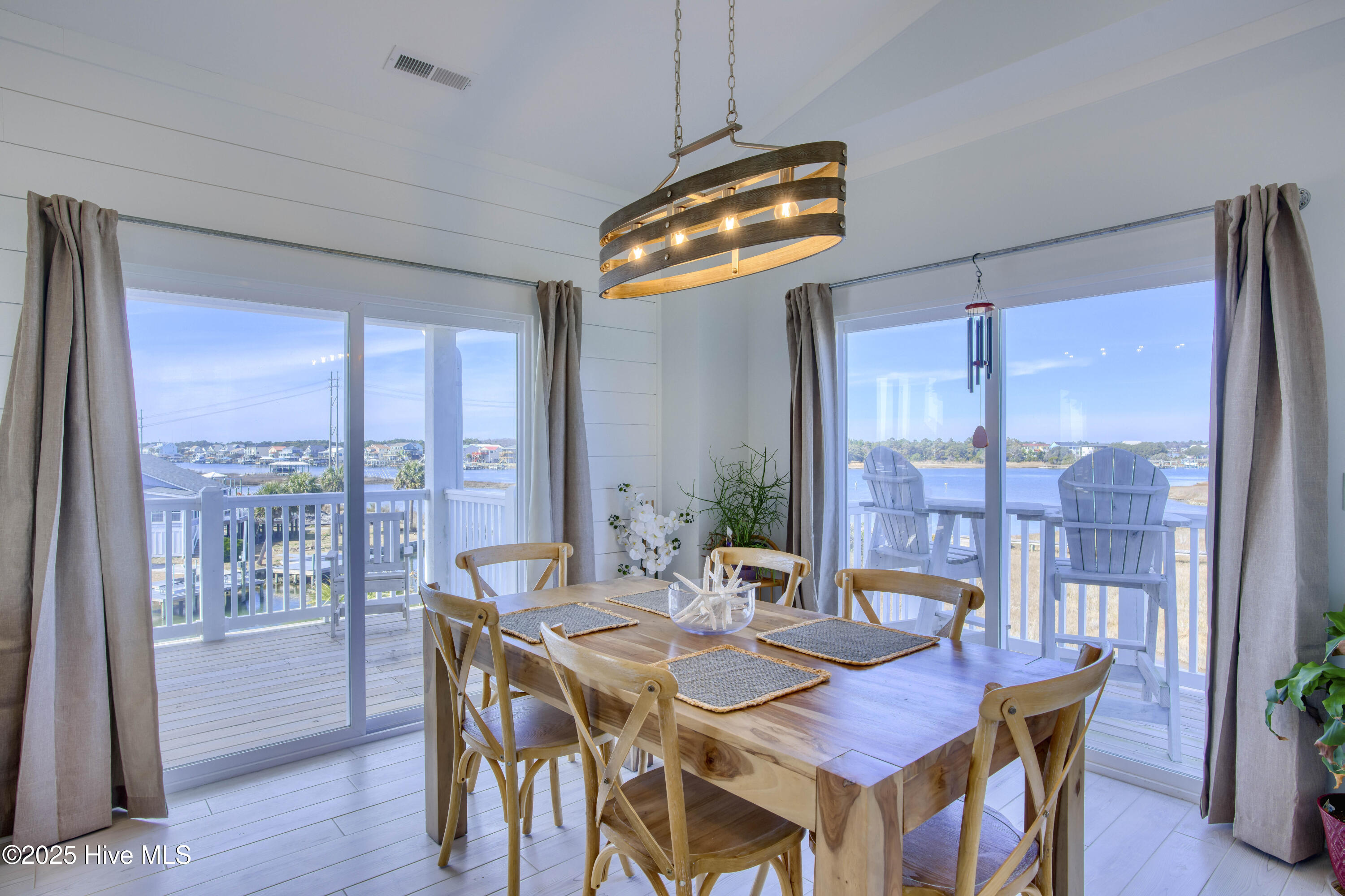 109 Barton Bay Court