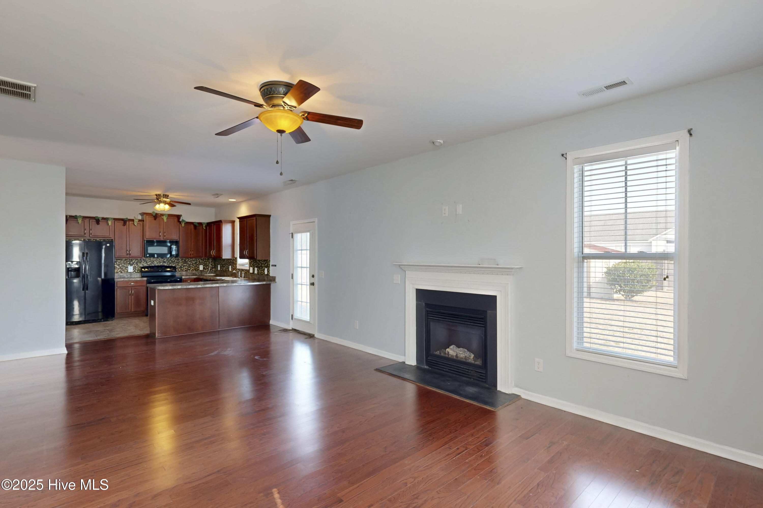 7273 Savanna Run Loop