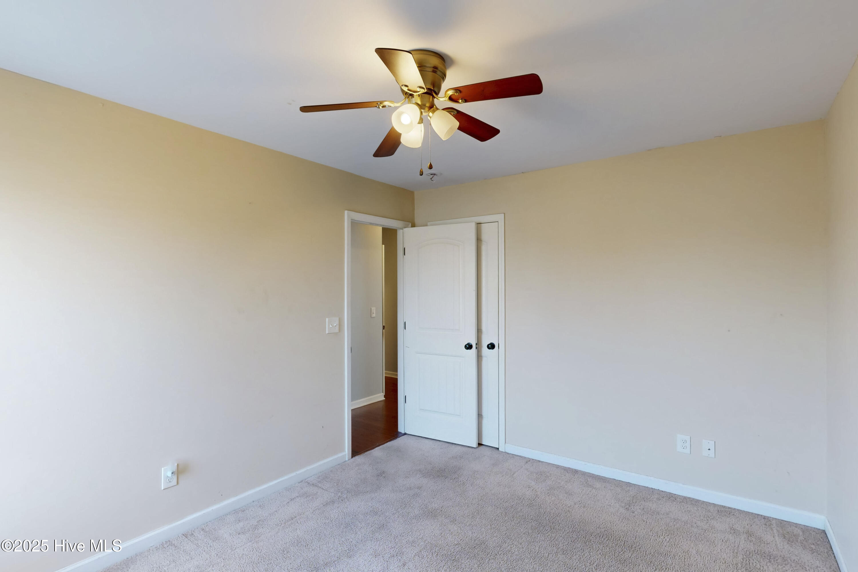 7273 Savanna Run Loop