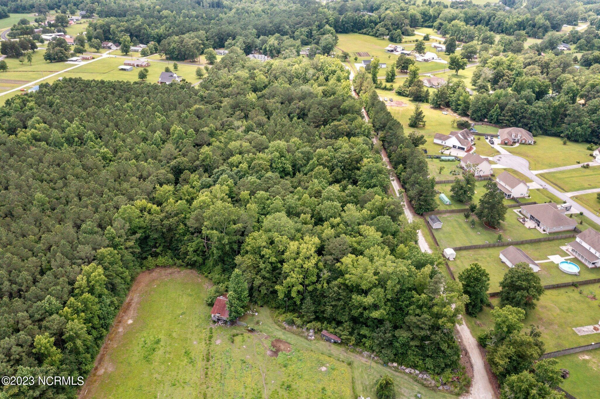 218 Thomas Loop Road