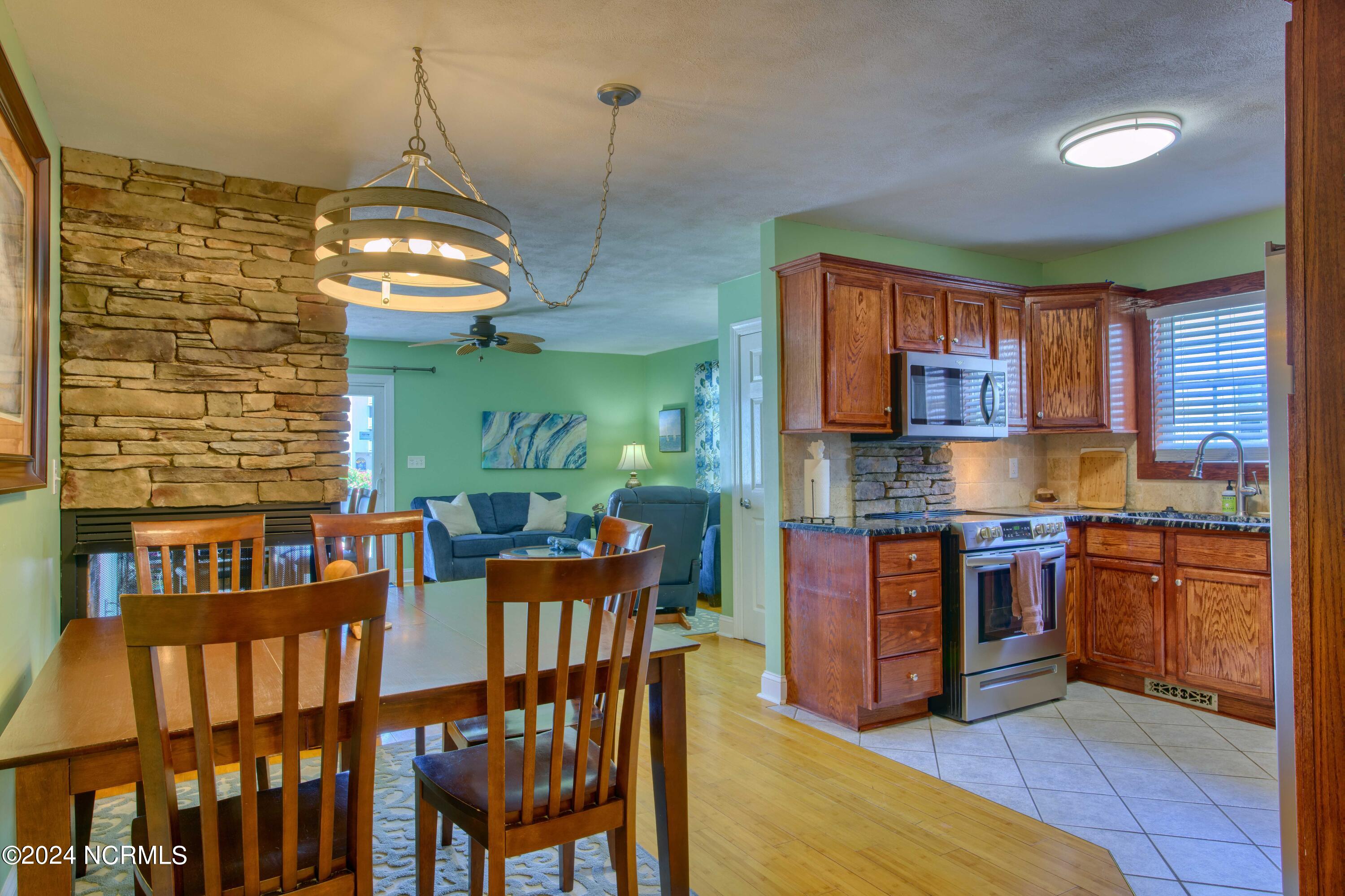 1981 New River Inlet Road