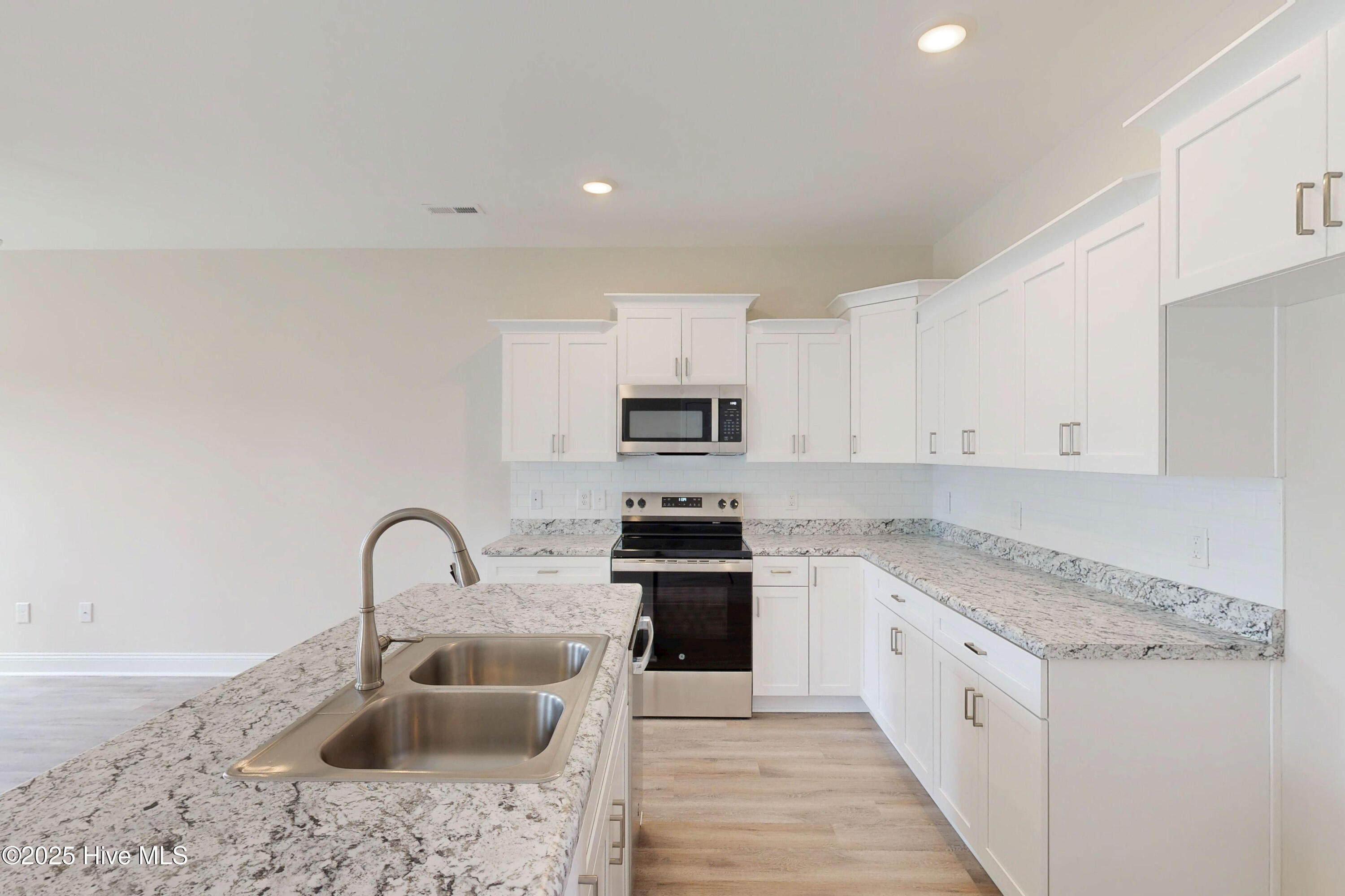 207 Sandpiper Place