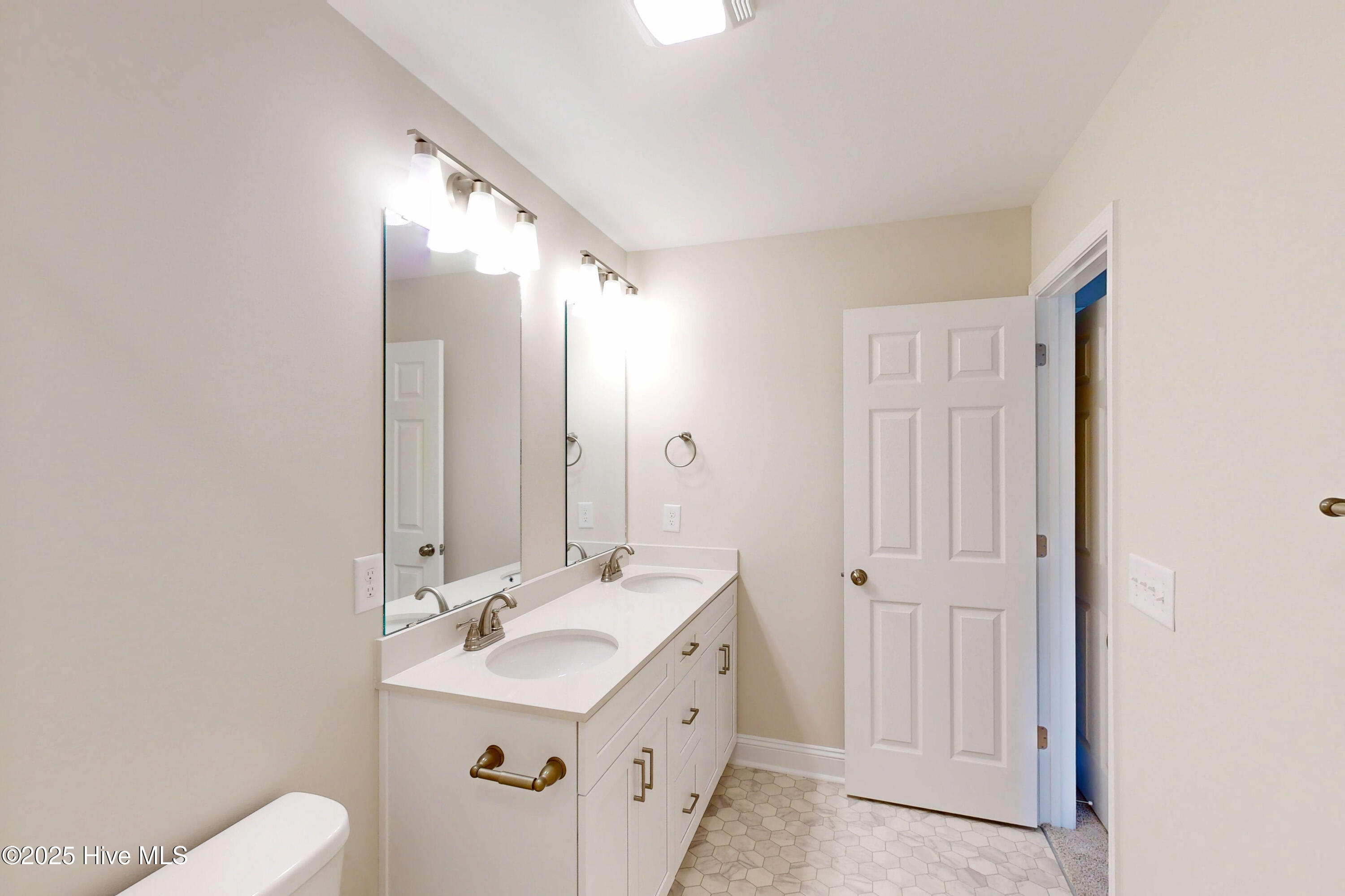 207 Sandpiper Place