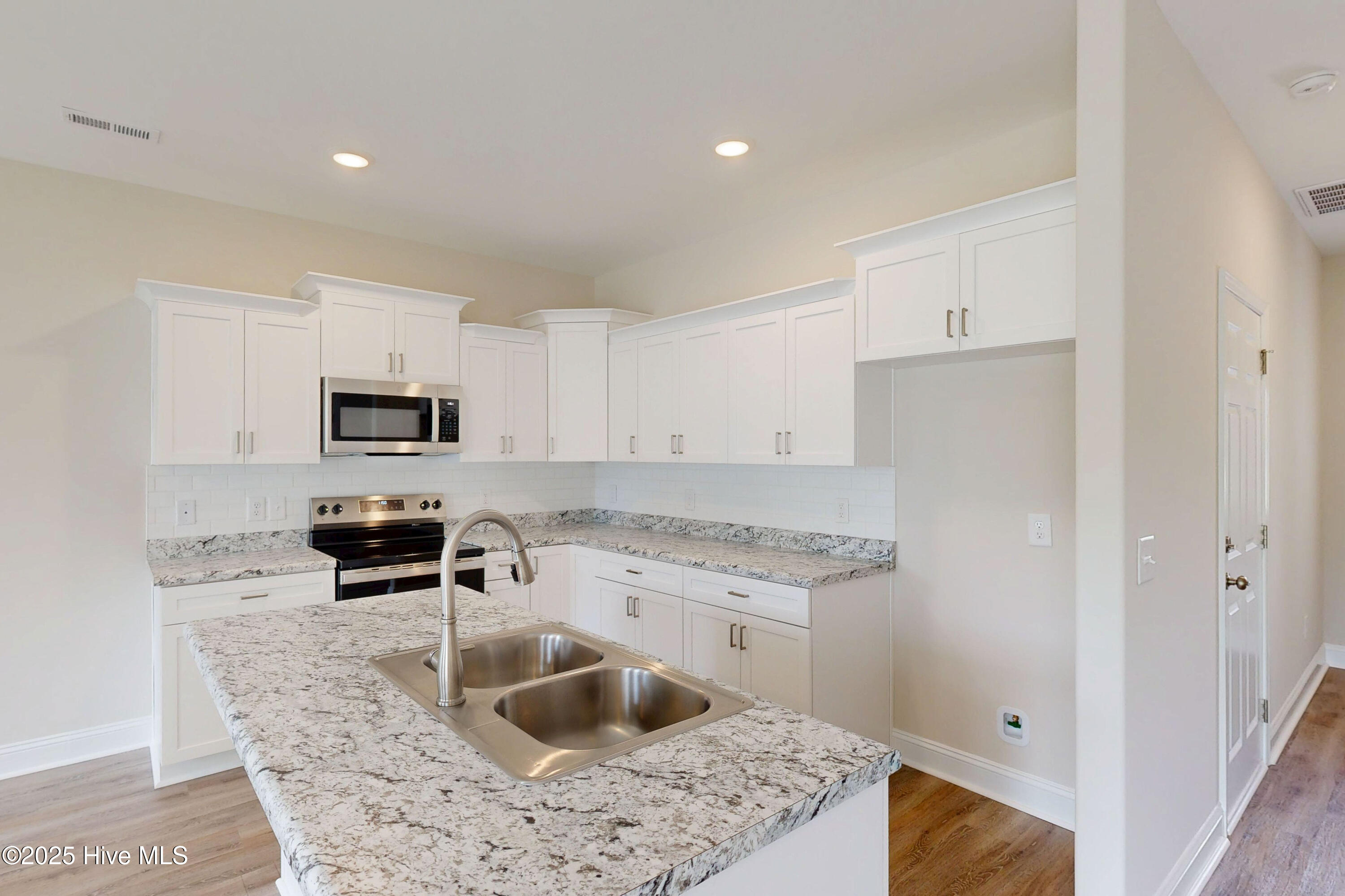 211 Sandpiper Place