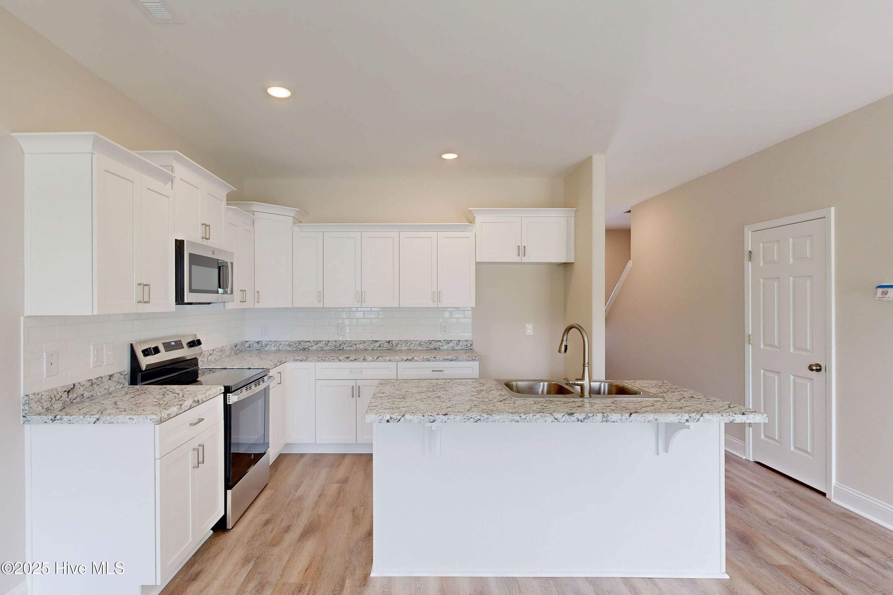 211 Sandpiper Place