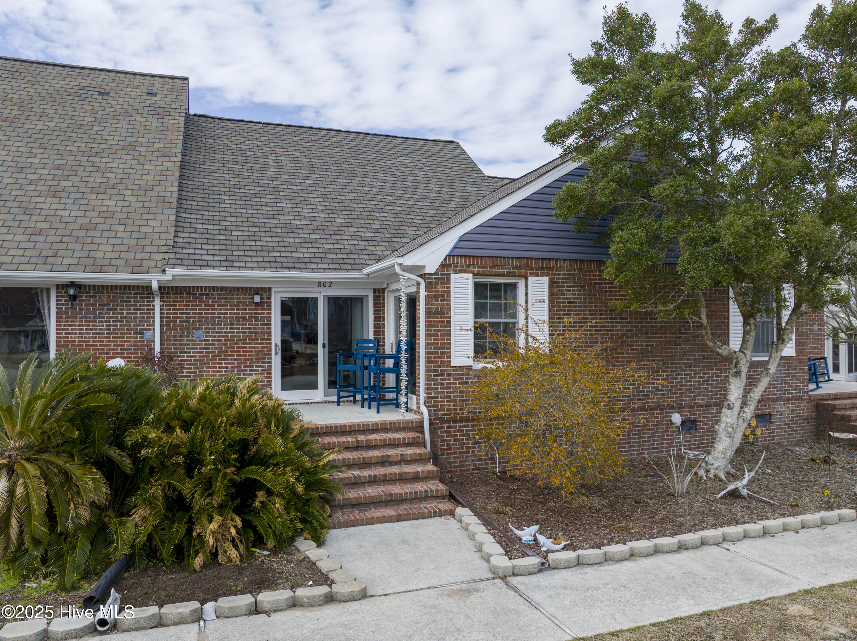 802 Marina Court