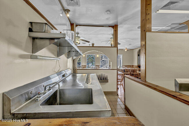 610 N New River Drive `