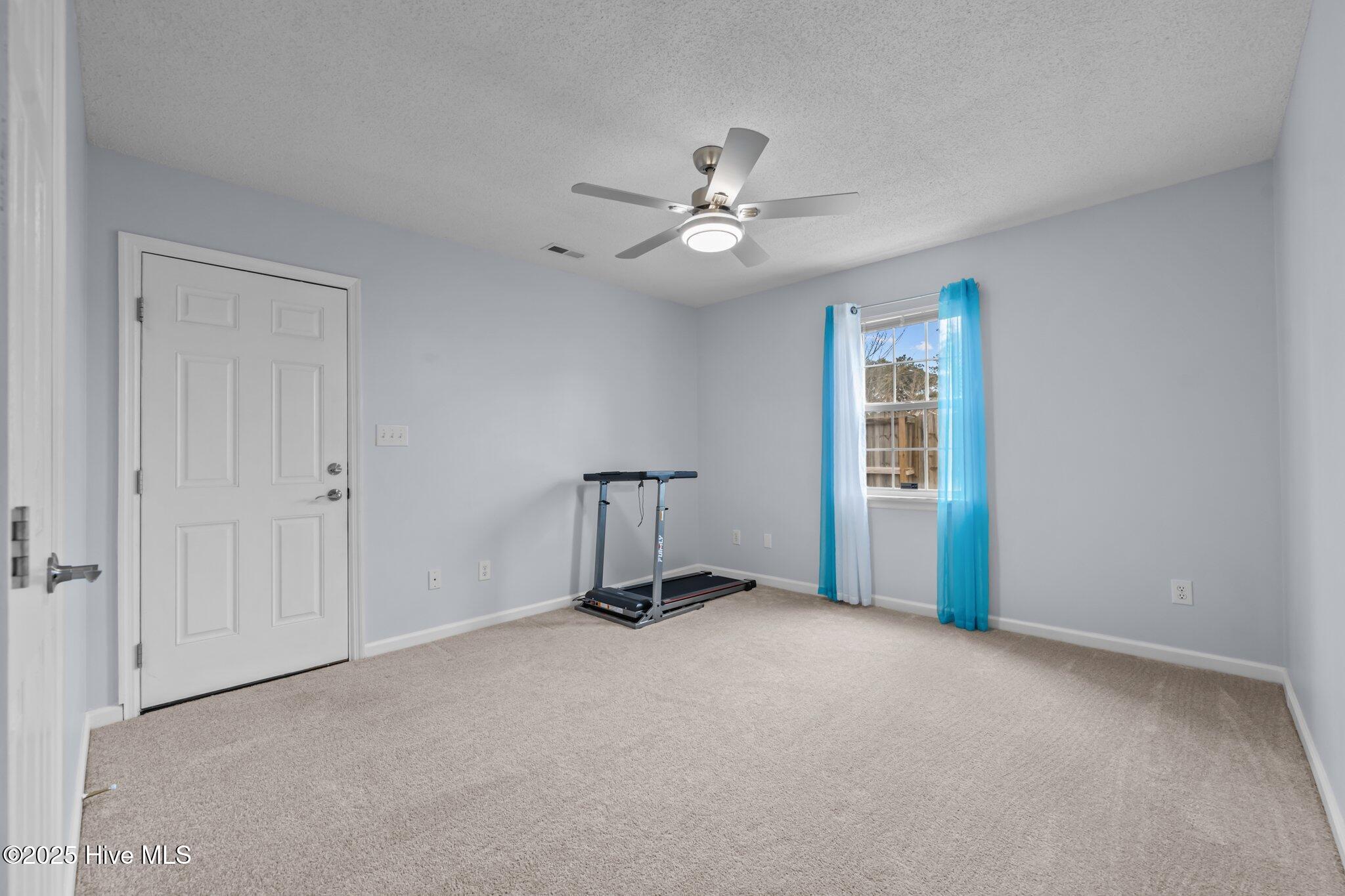 102 Quarterhorse Lane