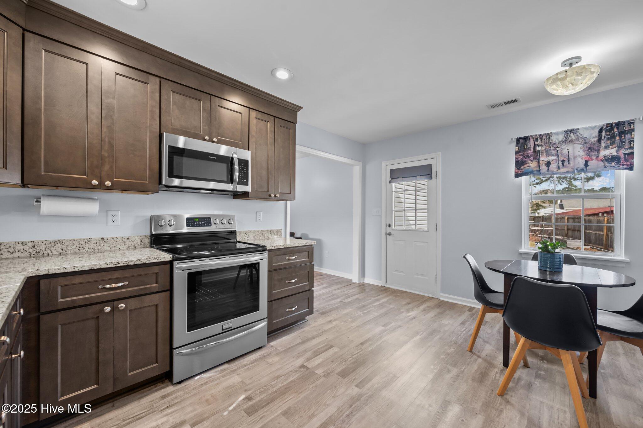 102 Quarterhorse Lane