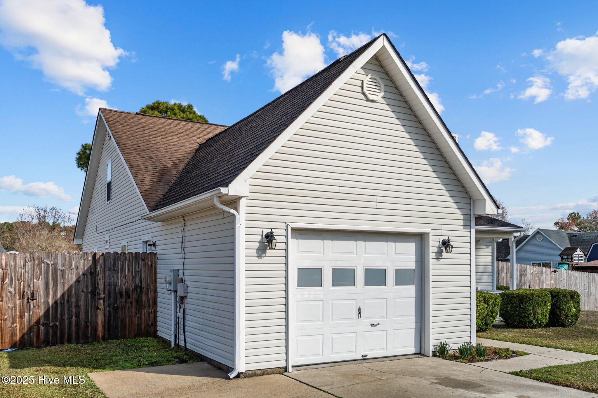 102 Quarterhorse Lane