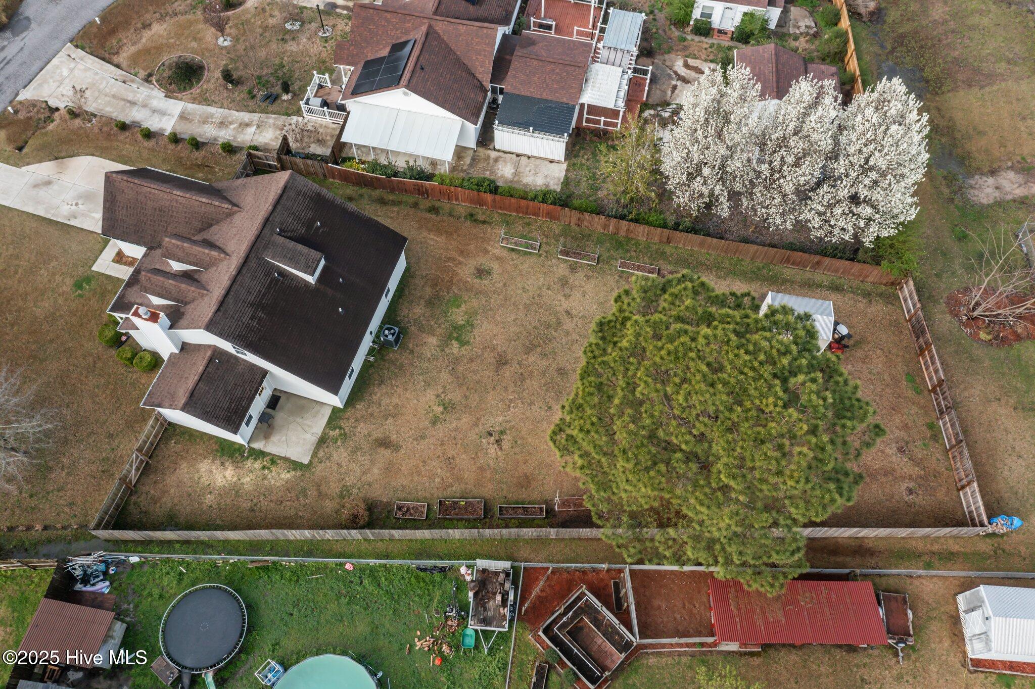 102 Quarterhorse Lane