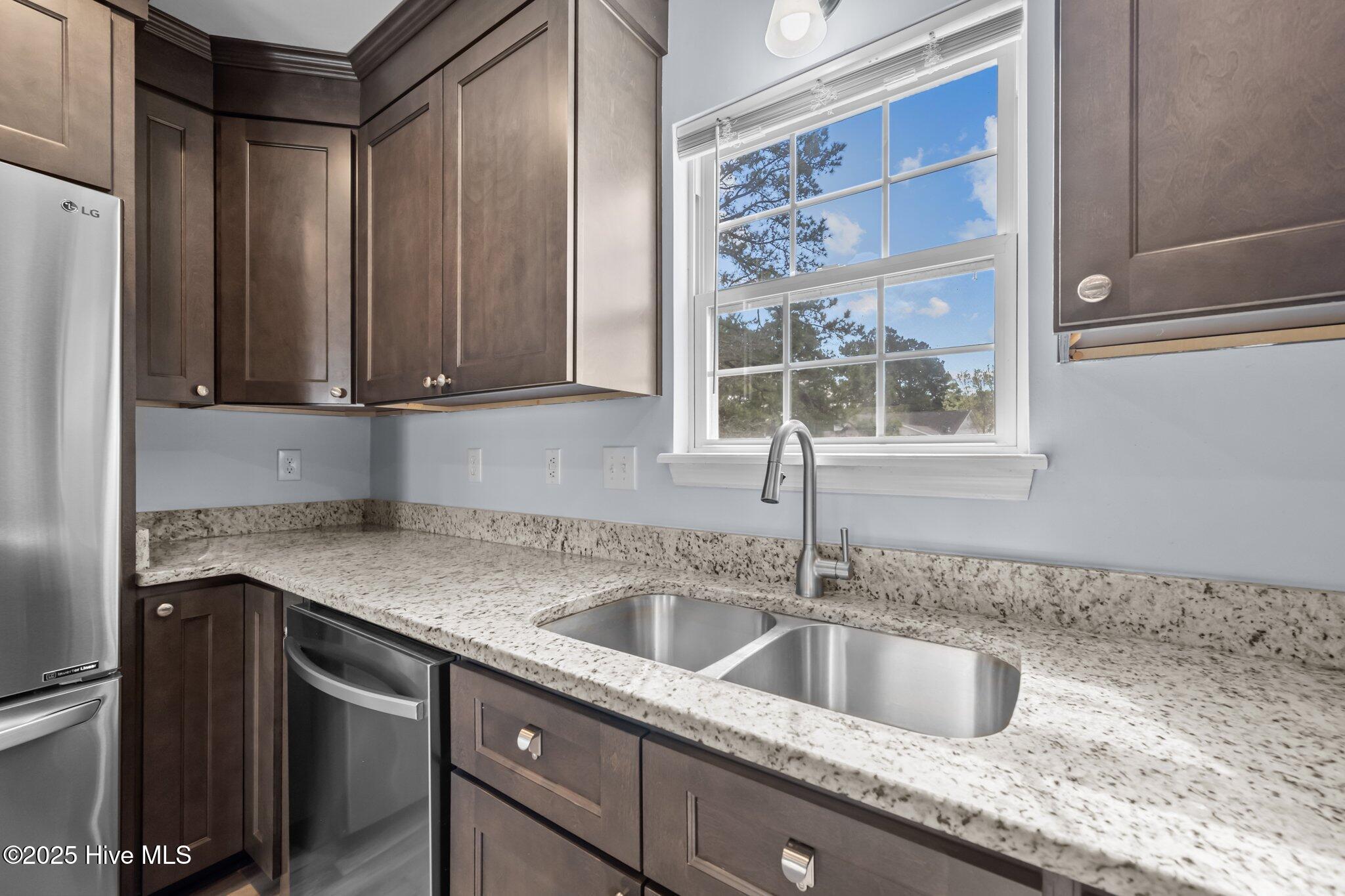 102 Quarterhorse Lane