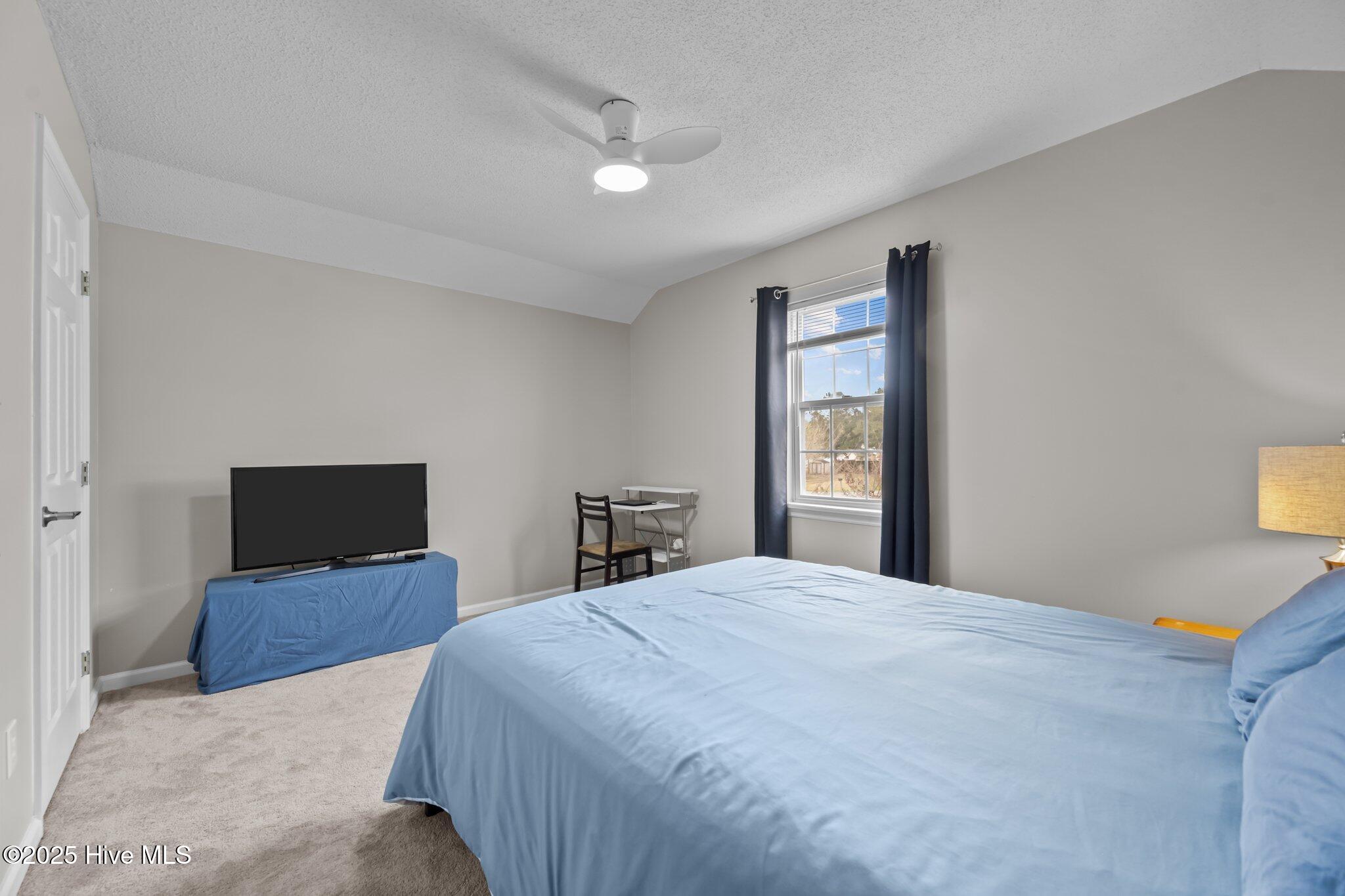 102 Quarterhorse Lane