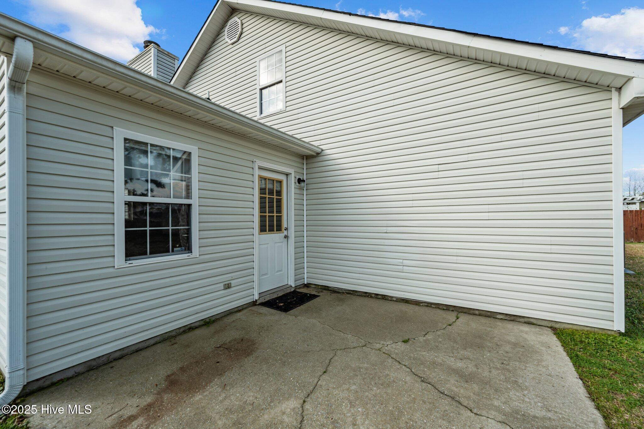 102 Quarterhorse Lane