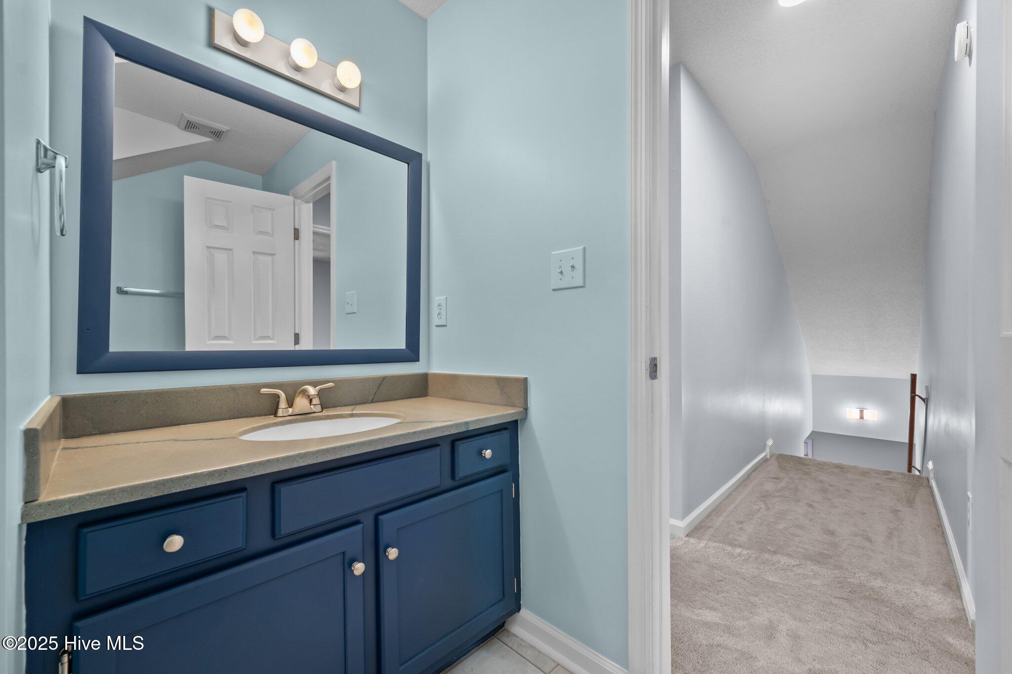 102 Quarterhorse Lane