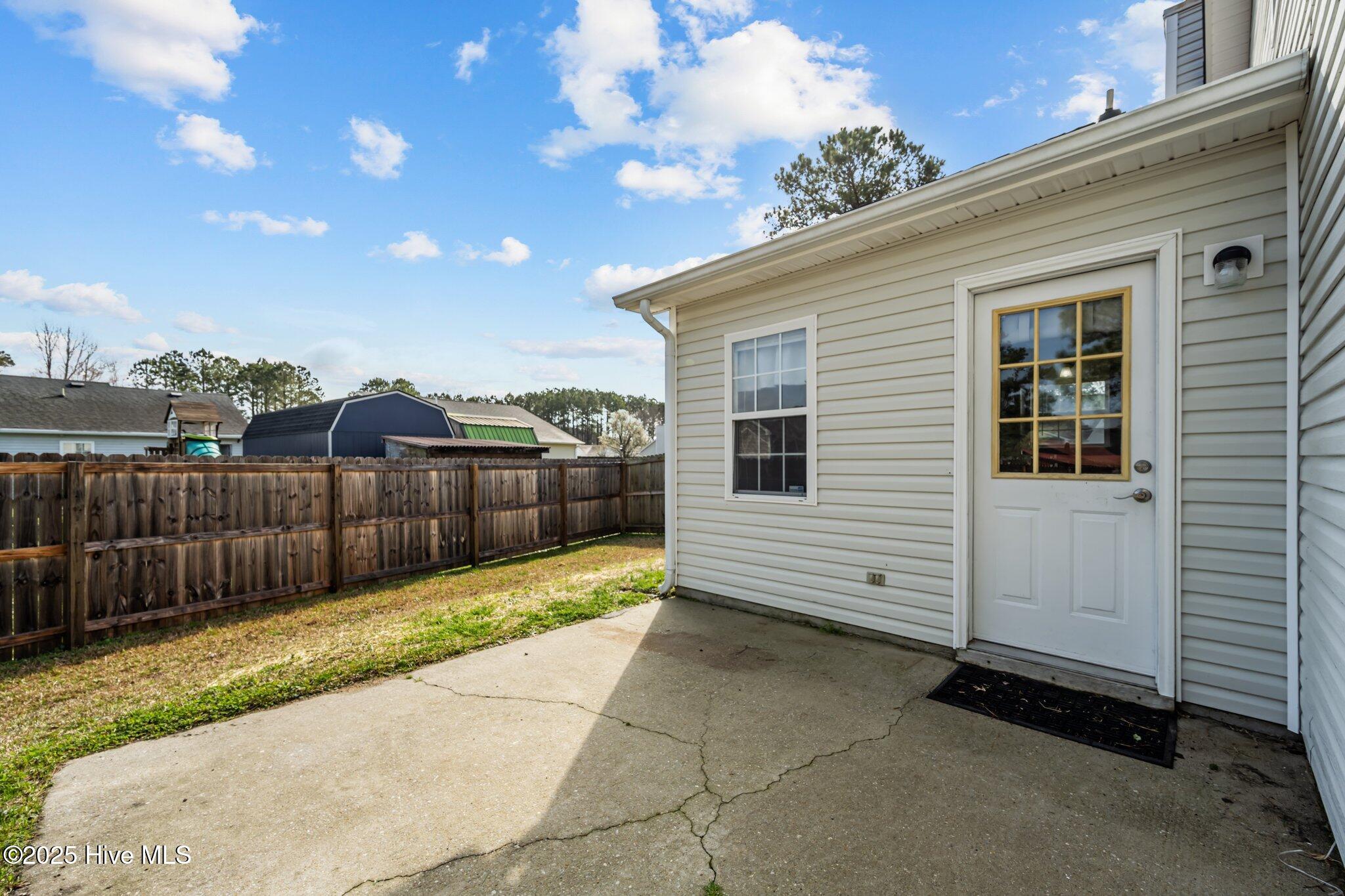 102 Quarterhorse Lane