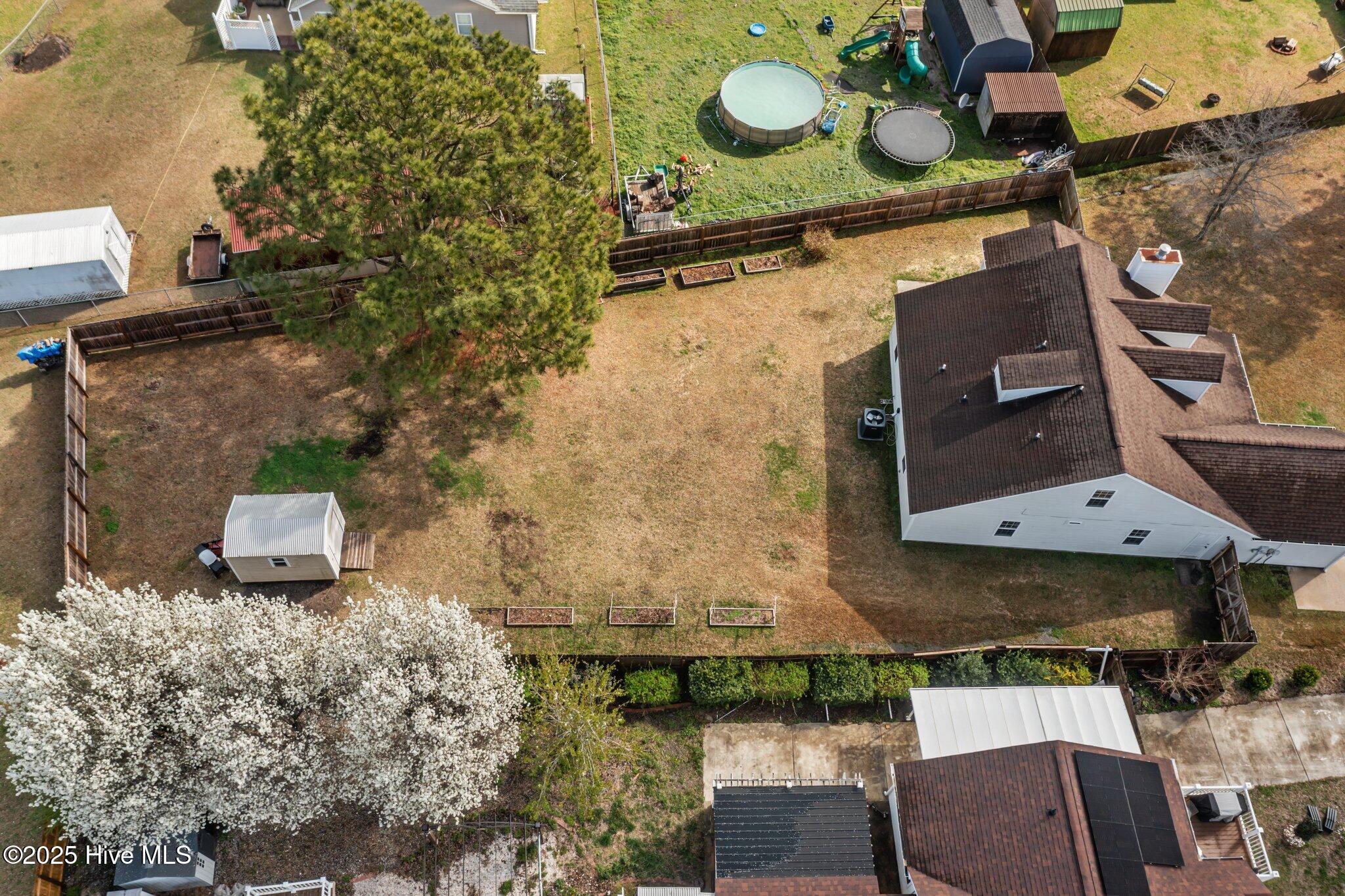 102 Quarterhorse Lane