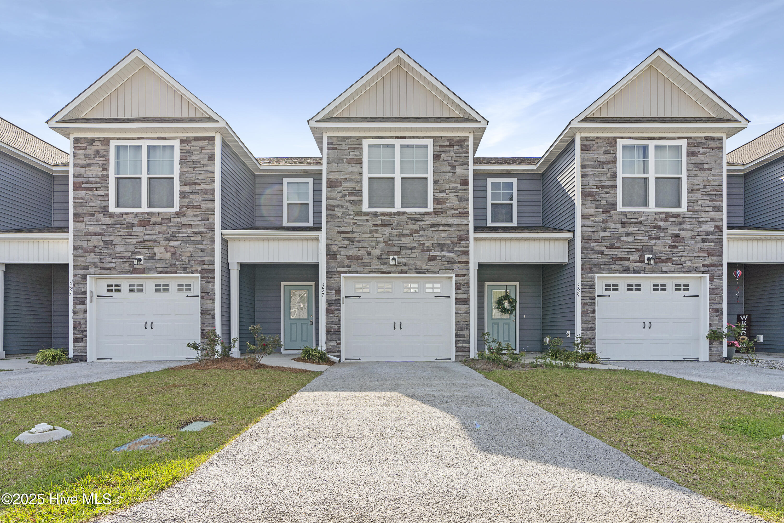 327 S Stingray Lane
