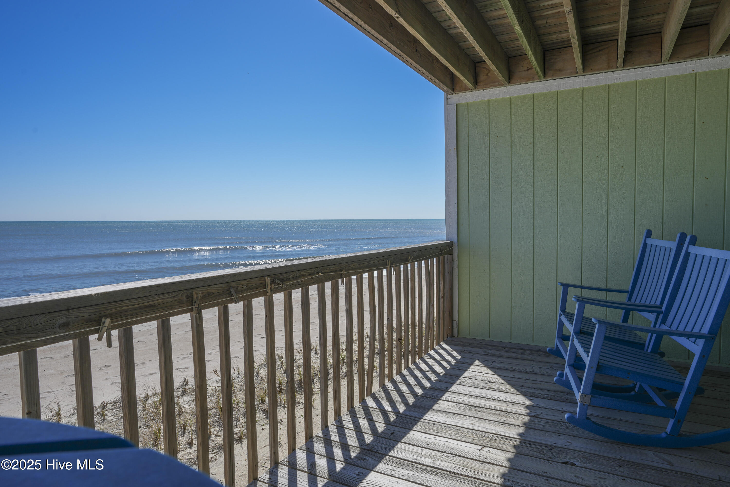 918 N New River Drive, 116