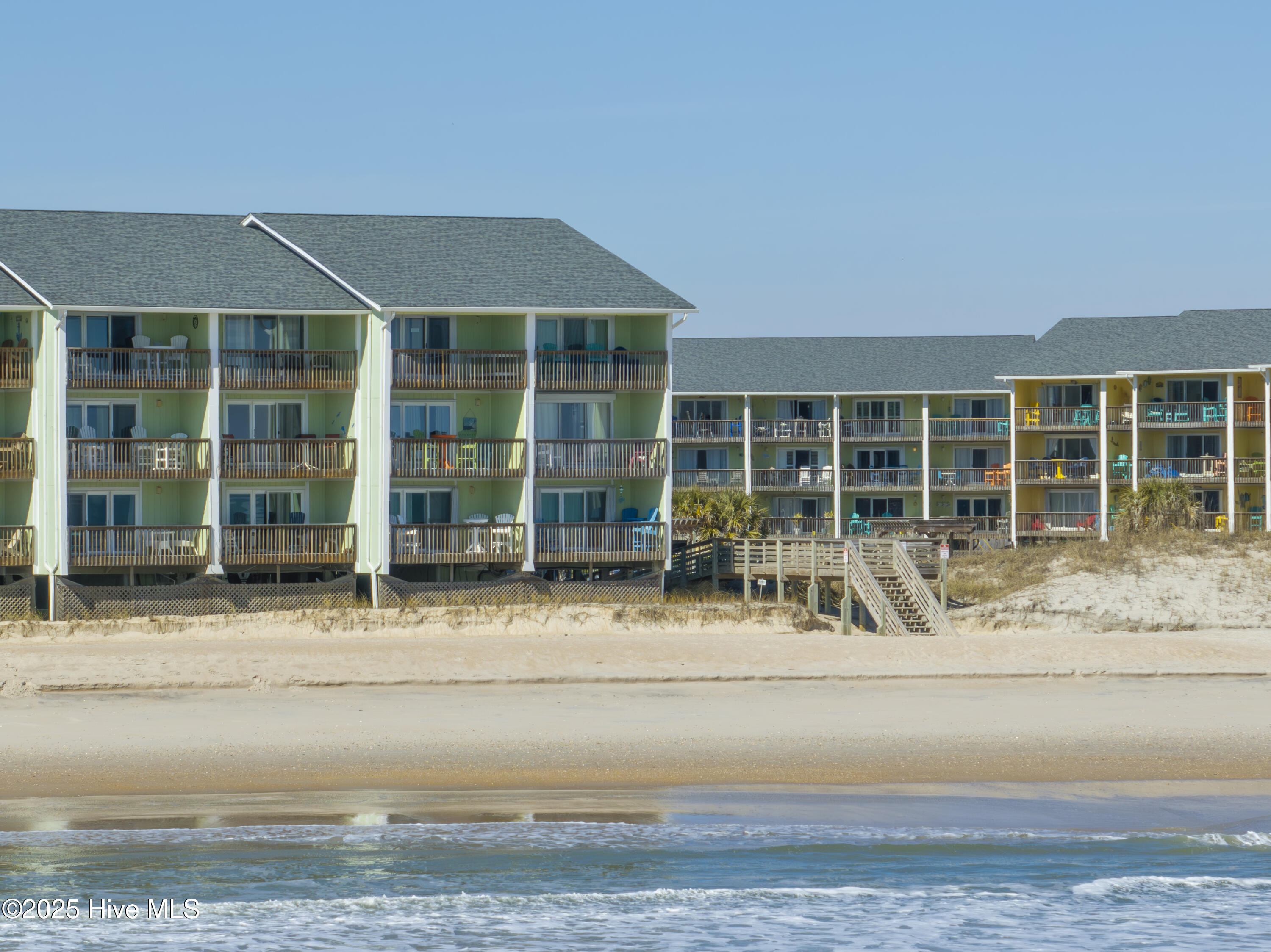 918 N New River Drive, 116