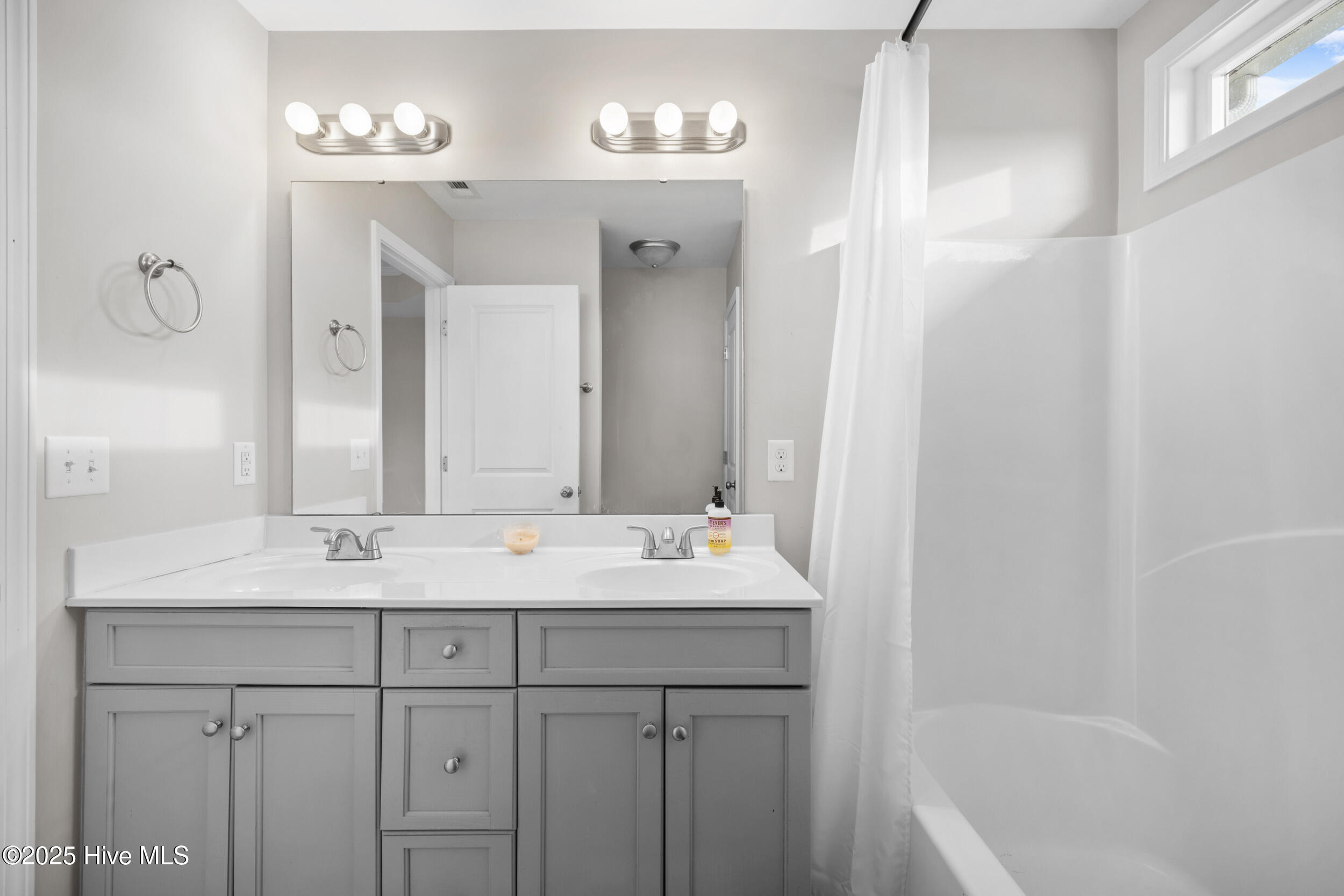 105 Cherry Ridge Court