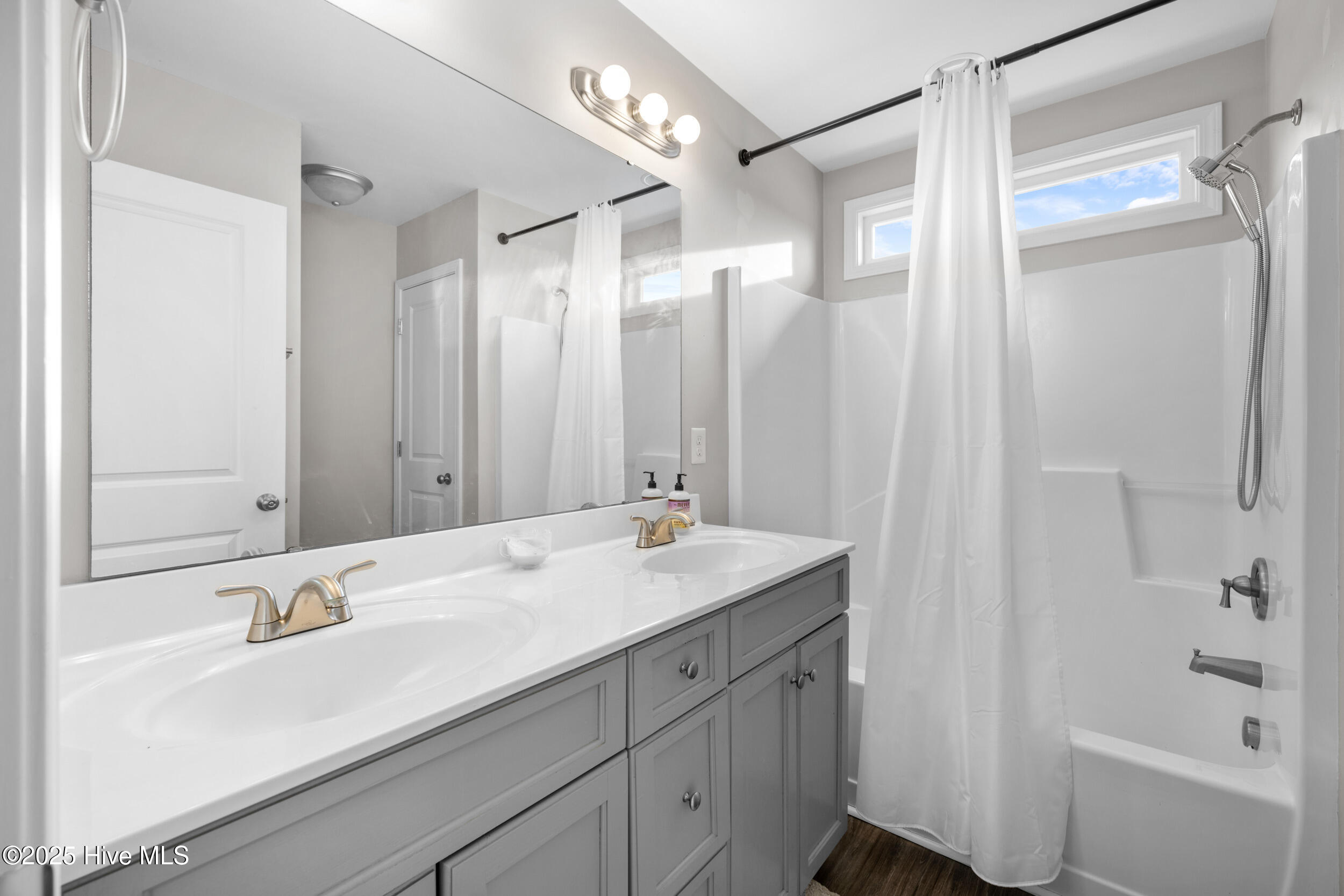 105 Cherry Ridge Court