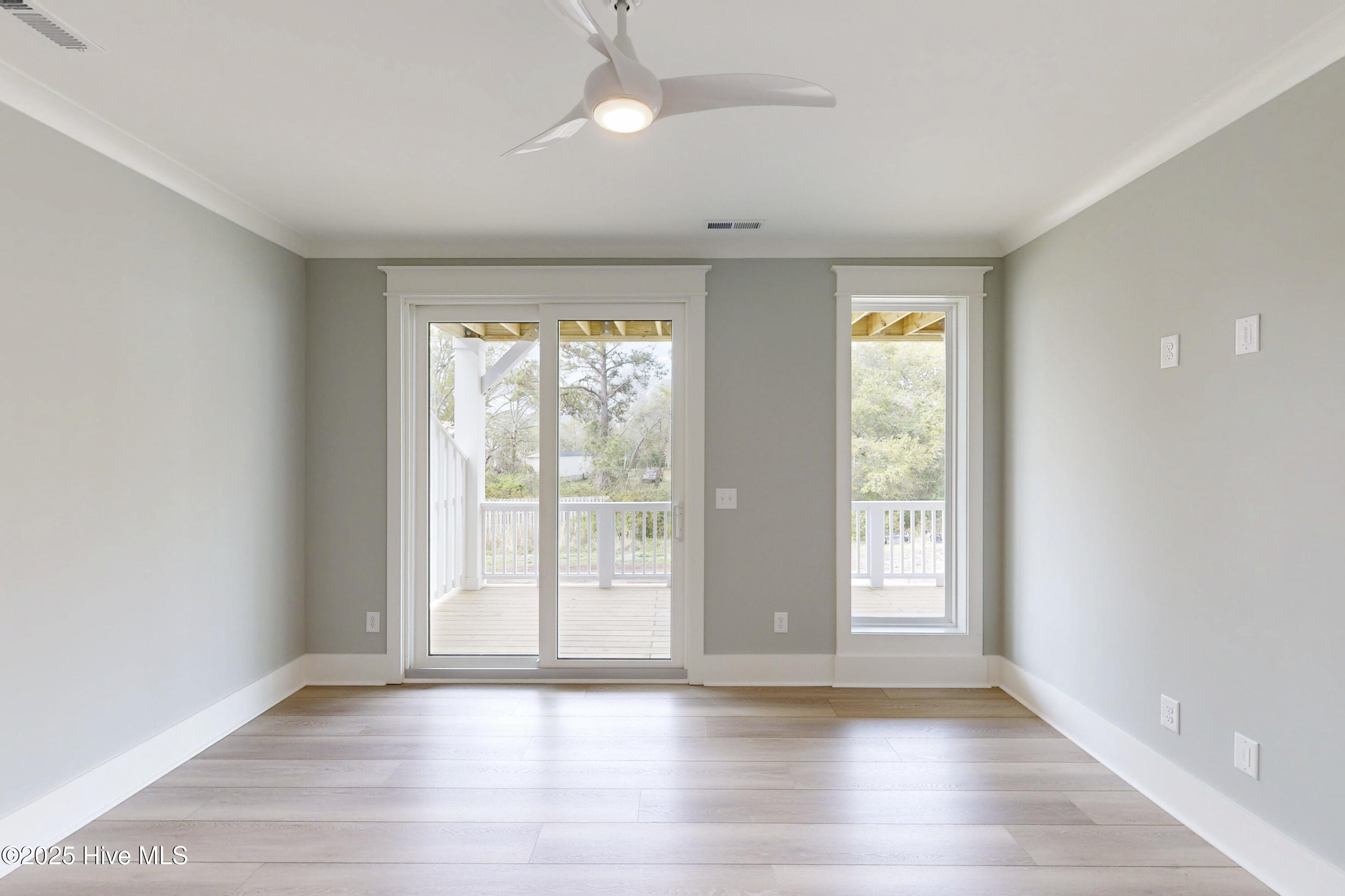64 Pier Vw Court